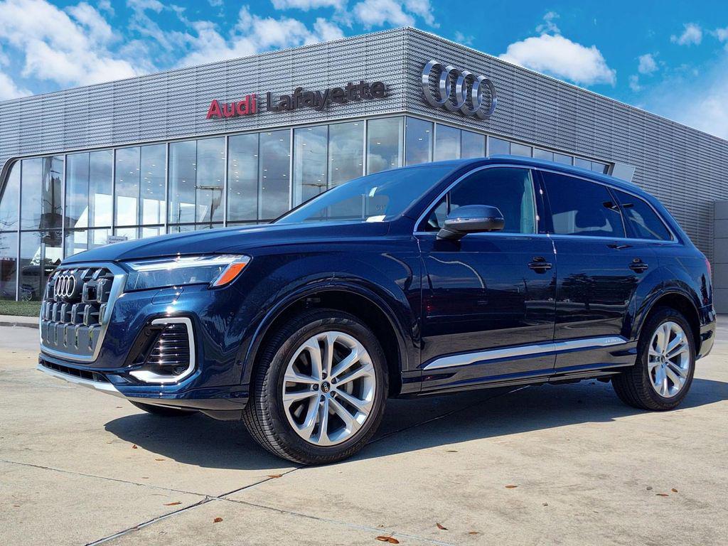 2025 Audi Q7 45 Premium quattro Tiptronic's photo