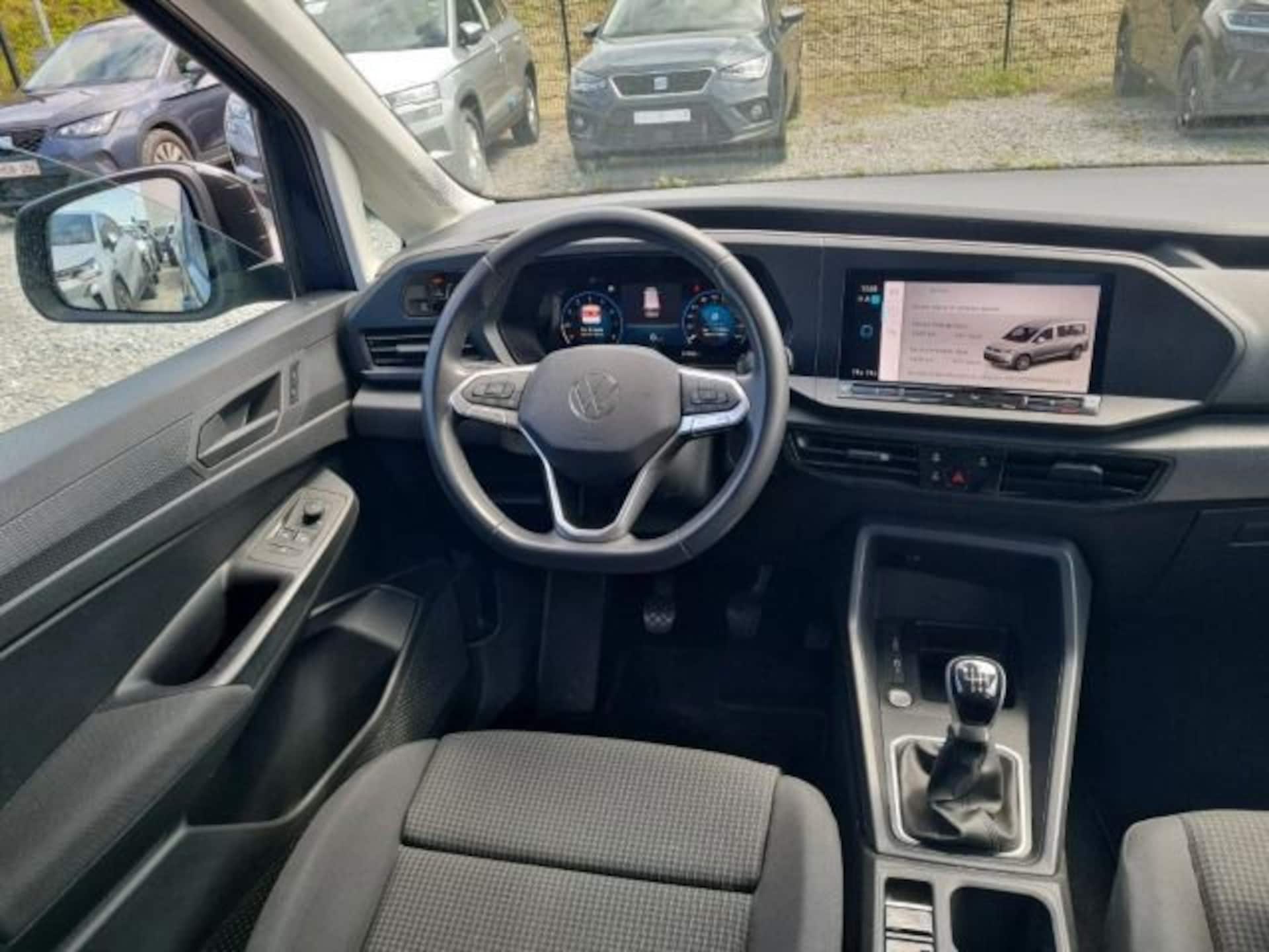 Volkswagen Caddy Maxi Basis-Modell
