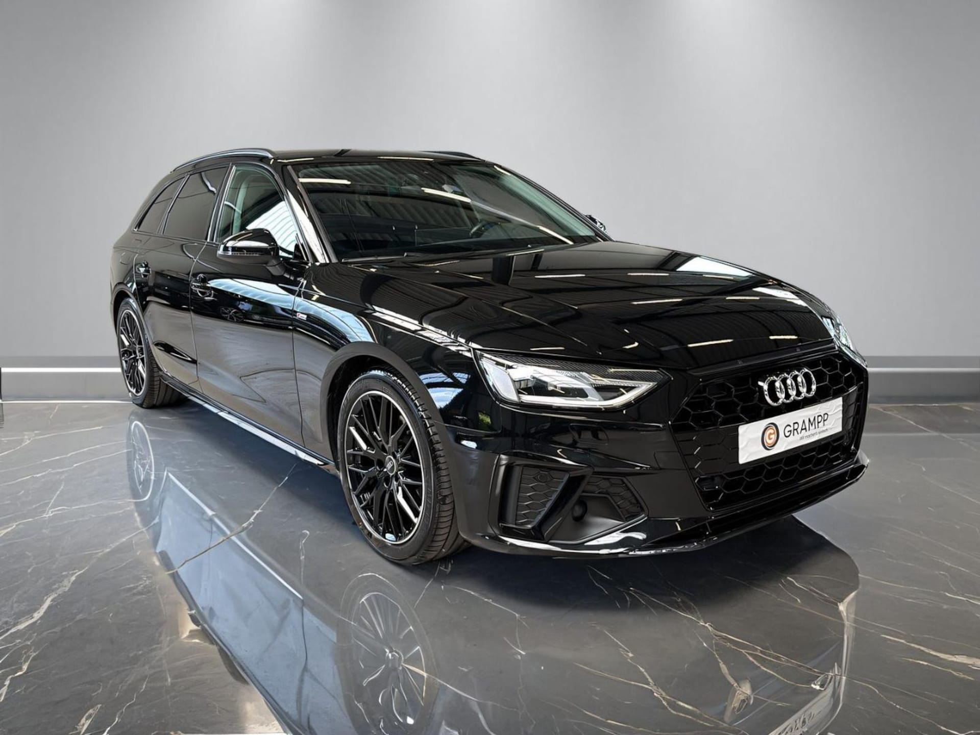 Audi A4 Avant S line