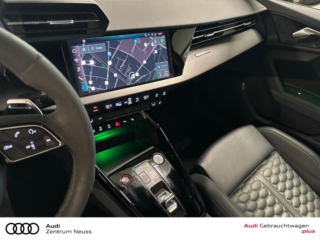 Image about Audi RS 3 Limousine TFSI quattro S tronic