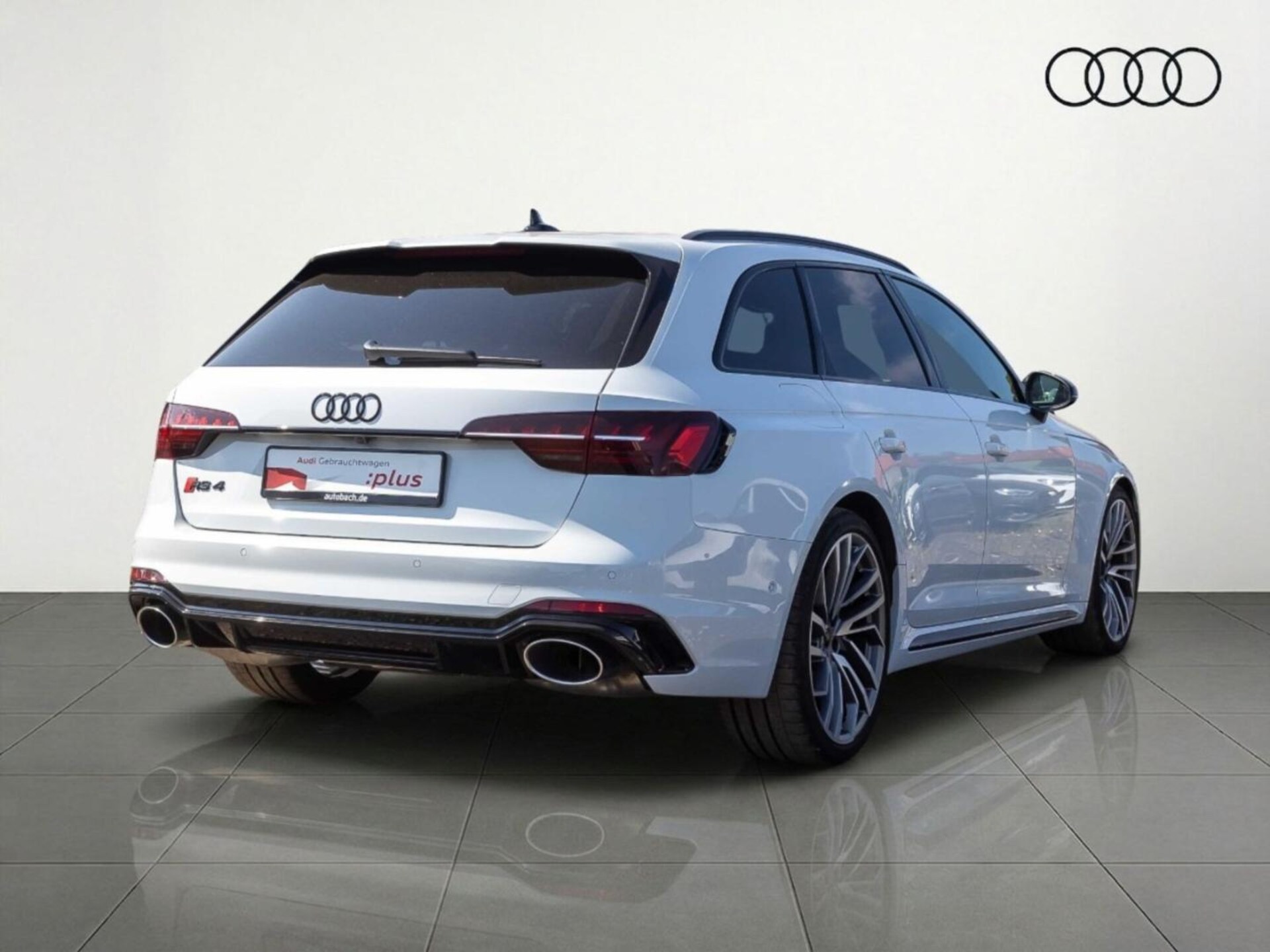 Audi RS 4 Avant