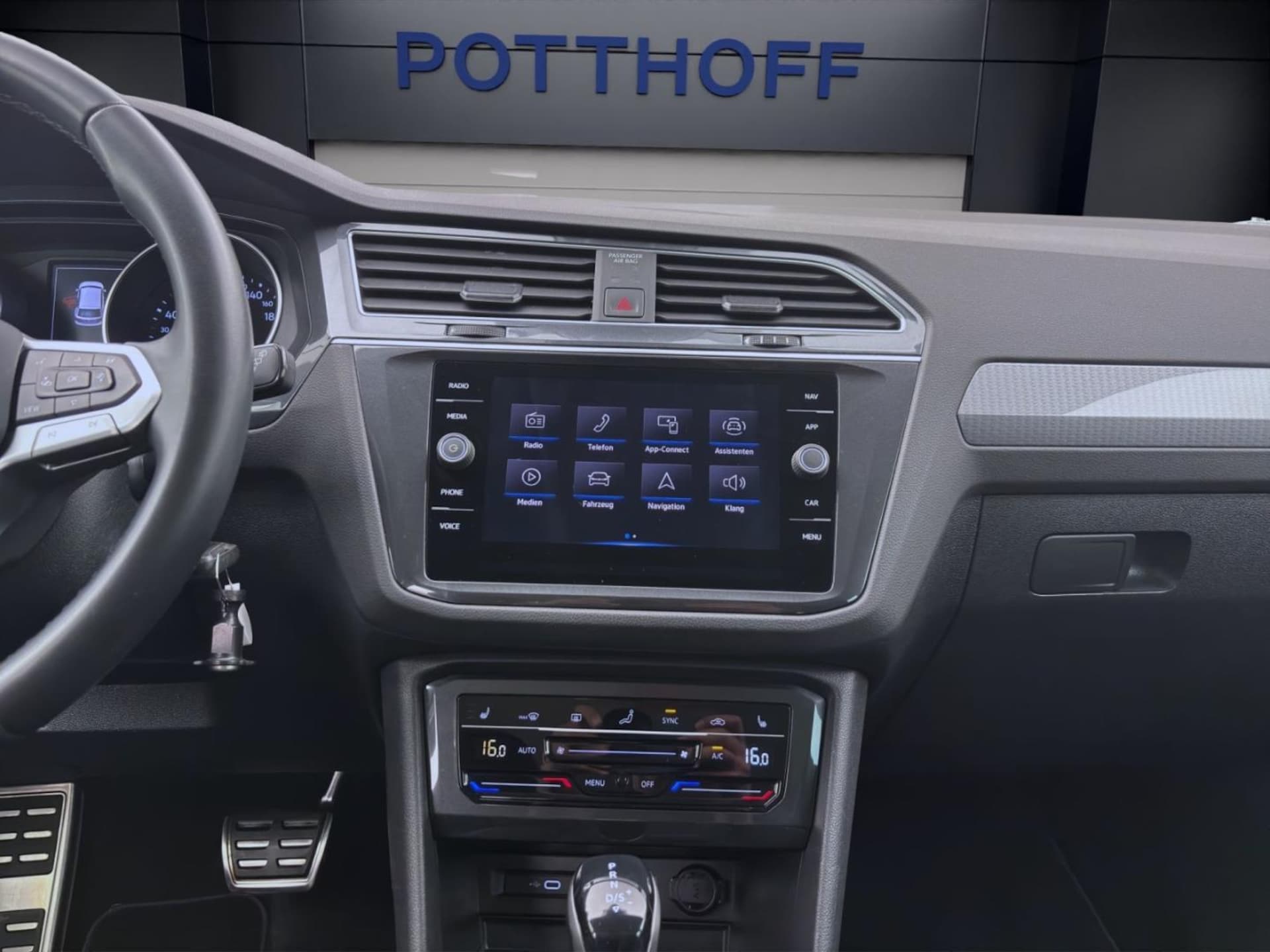 Volkswagen Tiguan Active