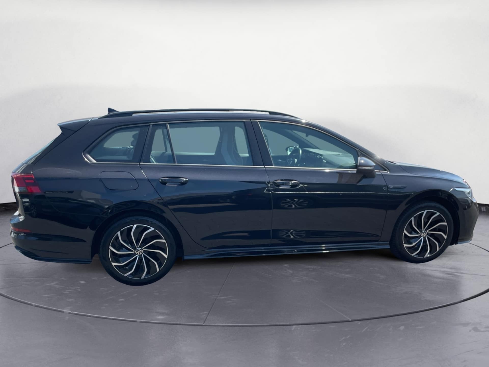 Volkswagen Golf Variant R-Line