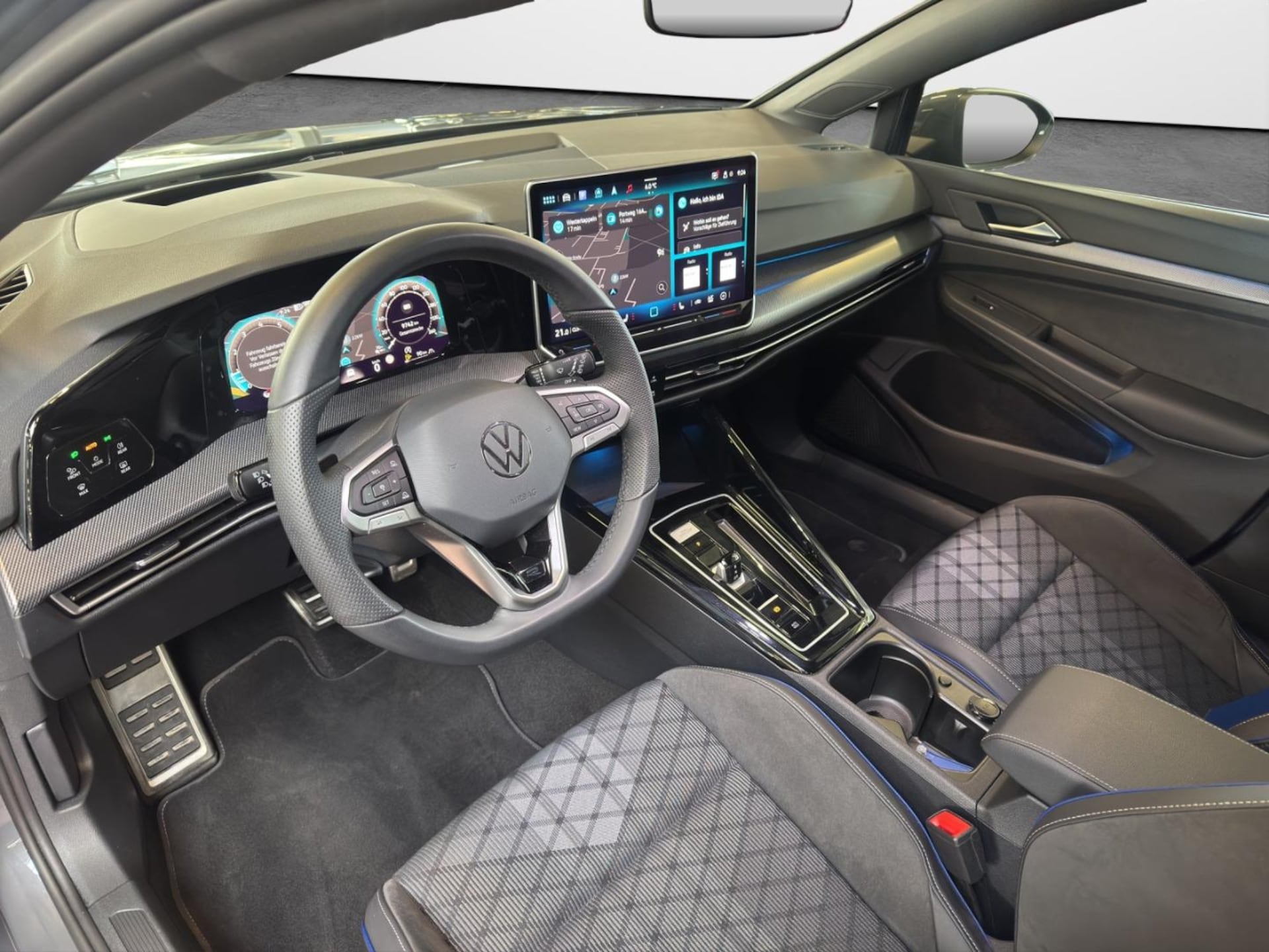 Volkswagen Golf R-Line