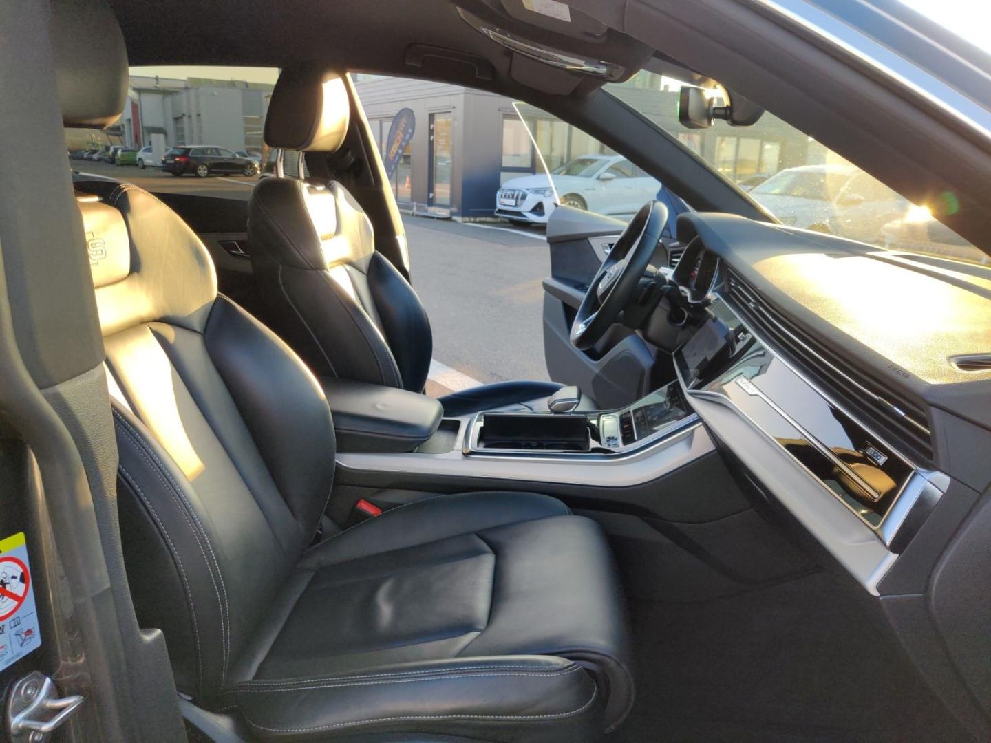 Image about Audi Q8 TFSI e 55 TFSI e quattro tiptronic