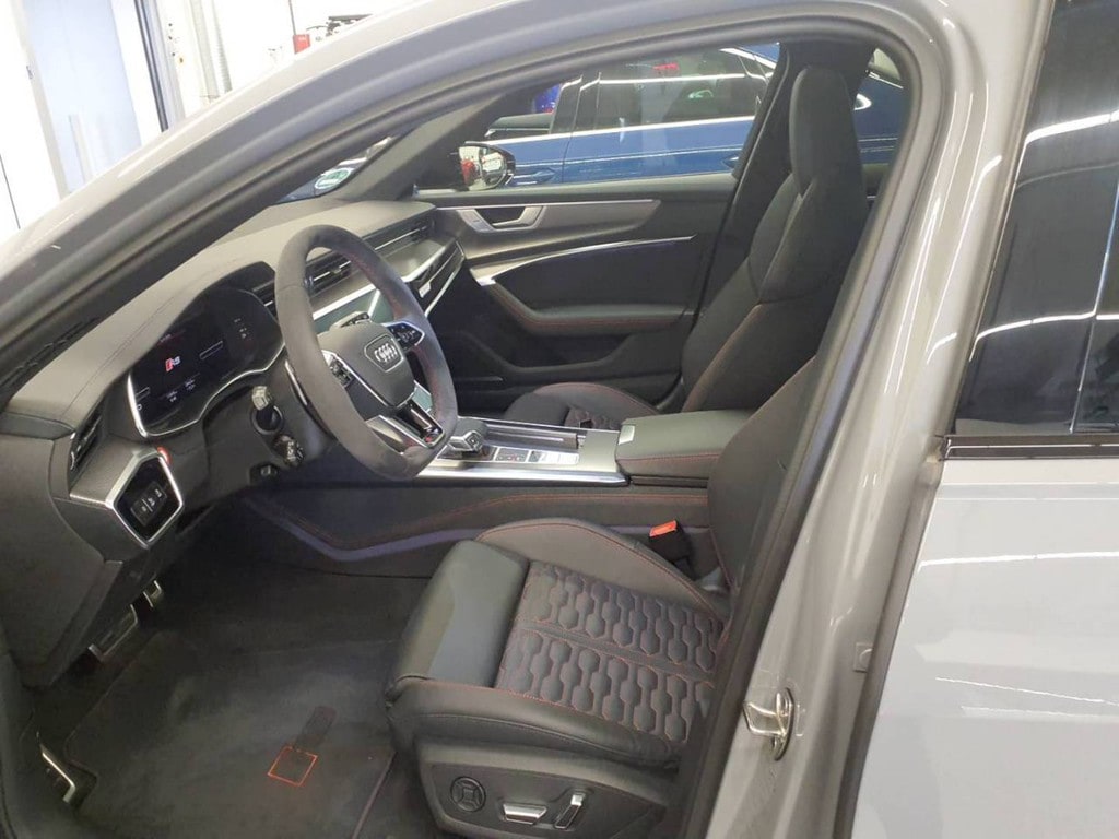 Image about Audi RS 6 Avant performance quattro tiptronic