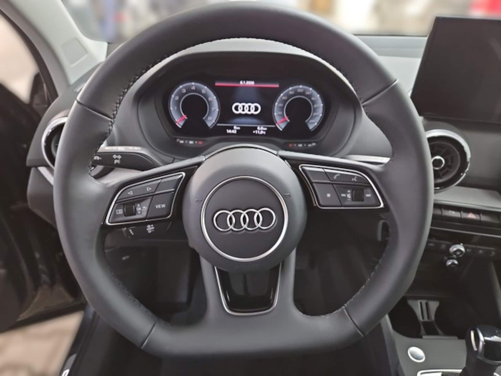Audi Q2 S line