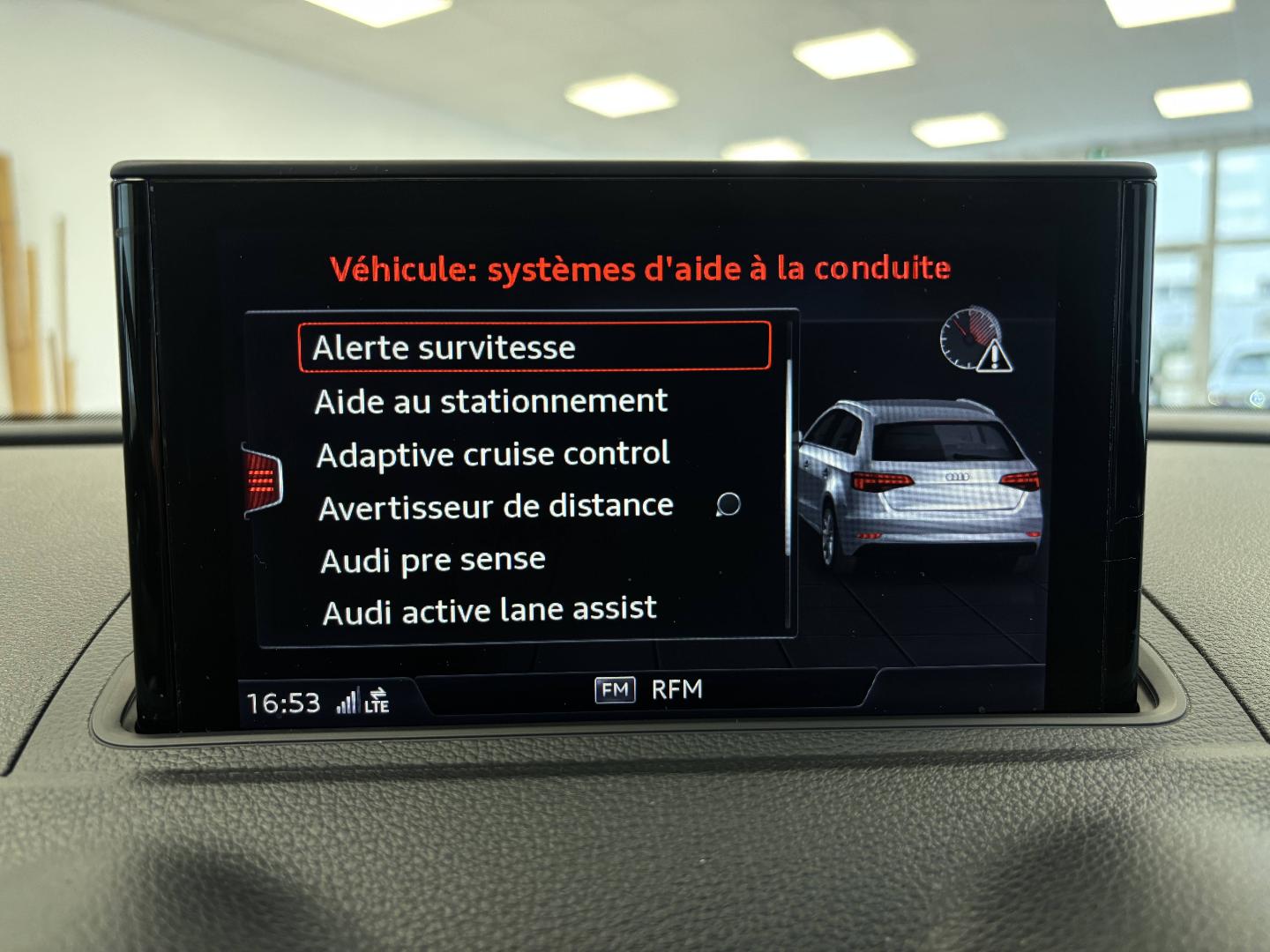 Image about Audi A3 Sportback e-tron Design Luxe 40 e-tron 150 kW (204 ch) S tronic