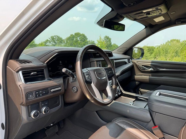 2023 GMC Yukon XL