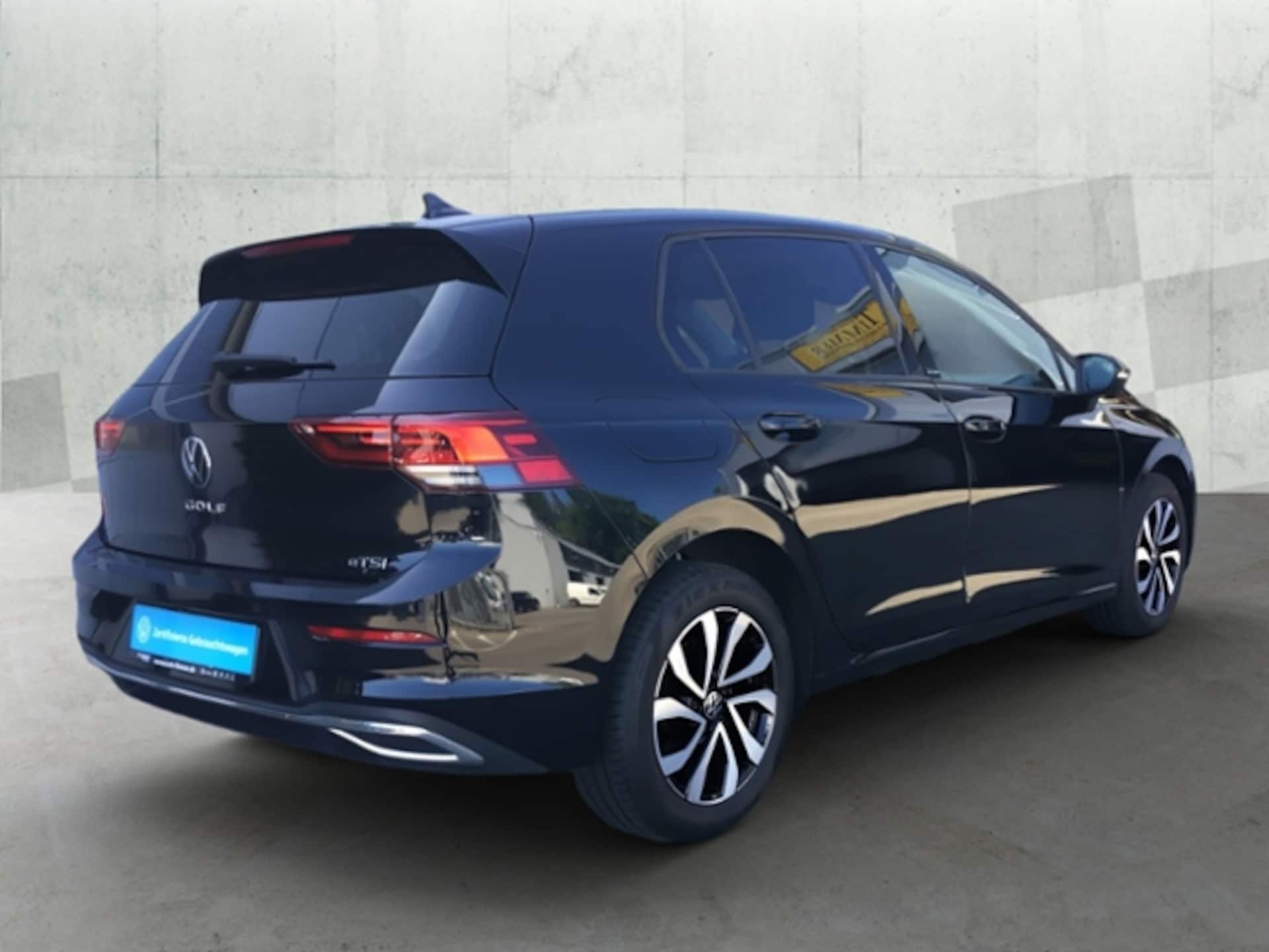 Volkswagen Golf Active