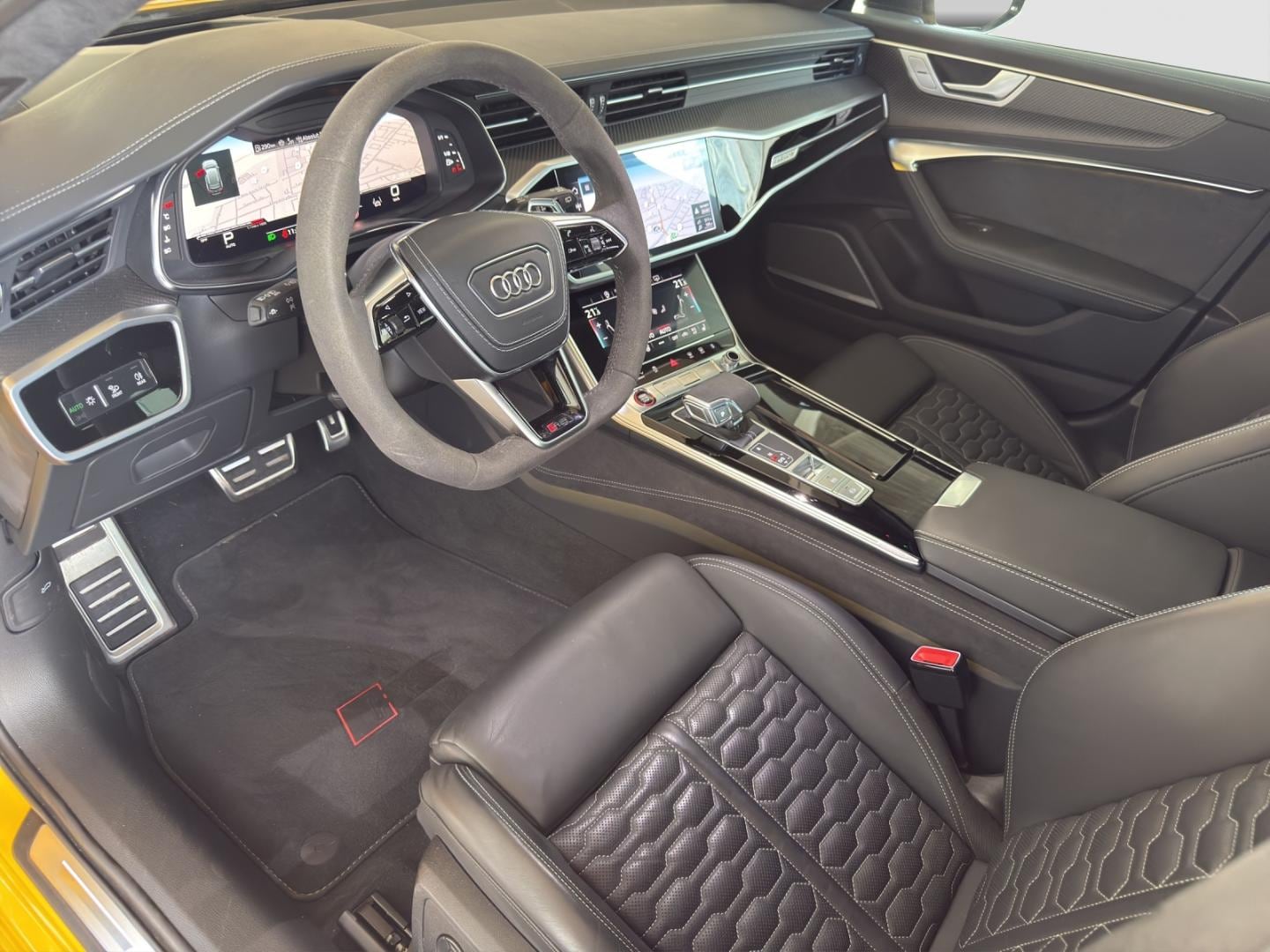 Bild über Audi RS 6 Avant TFSI quattro tiptronic - für weitere Informationen kontaktieren Sie den Audi Partner