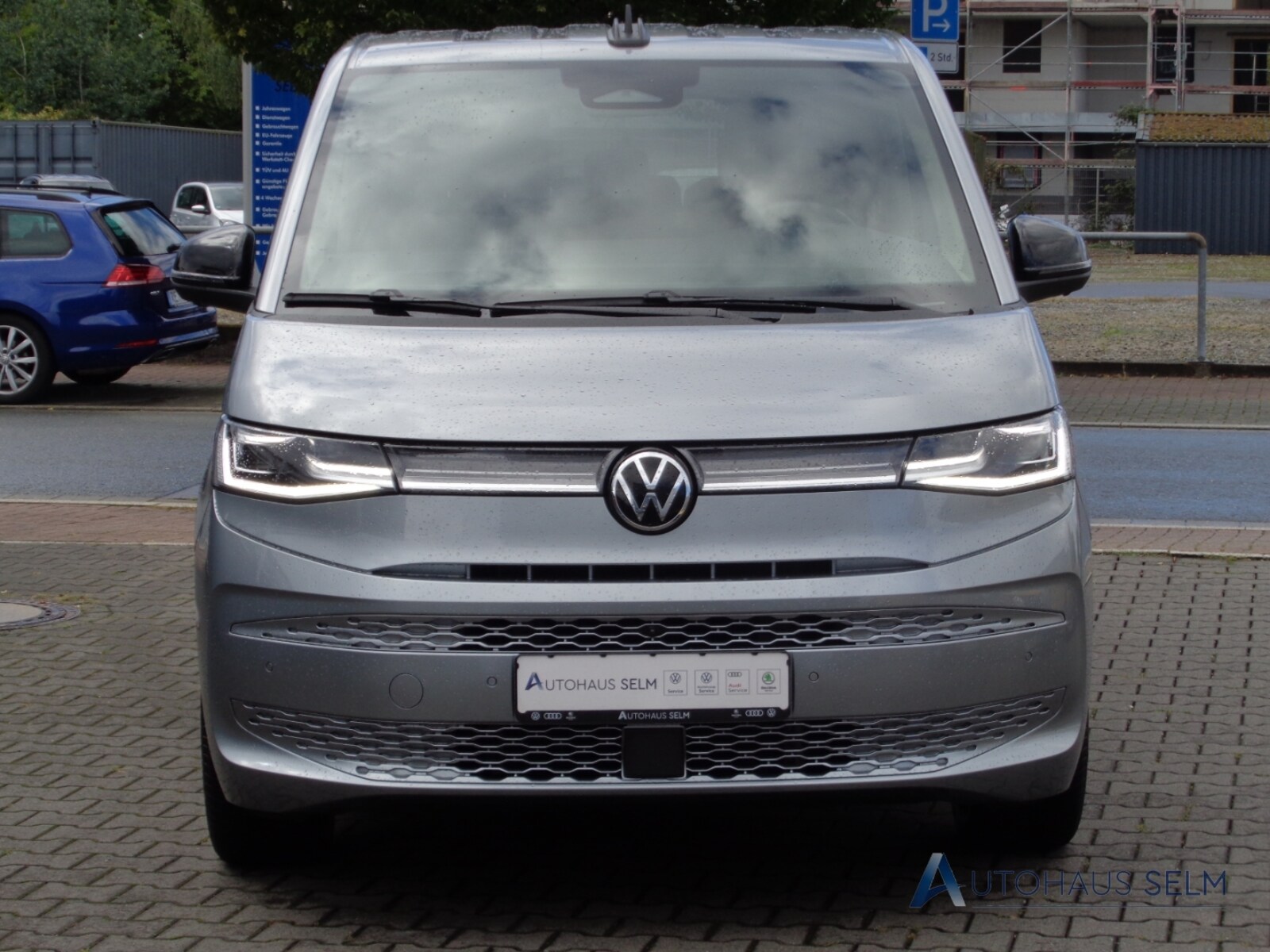 Volkswagen Multivan Langversion – Bild 2