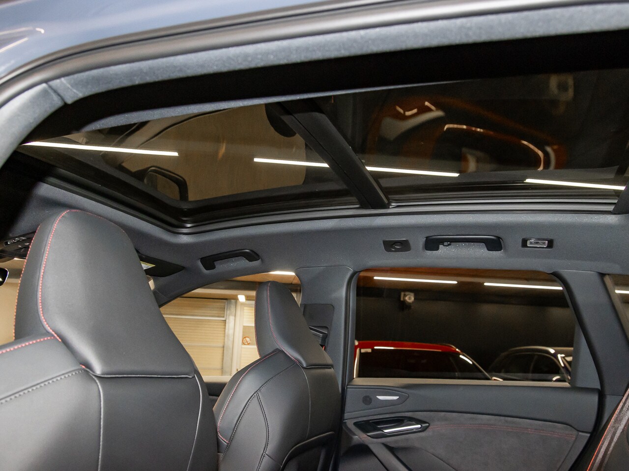 Image about Audi Q6 SUV e-tron e-tron quattro