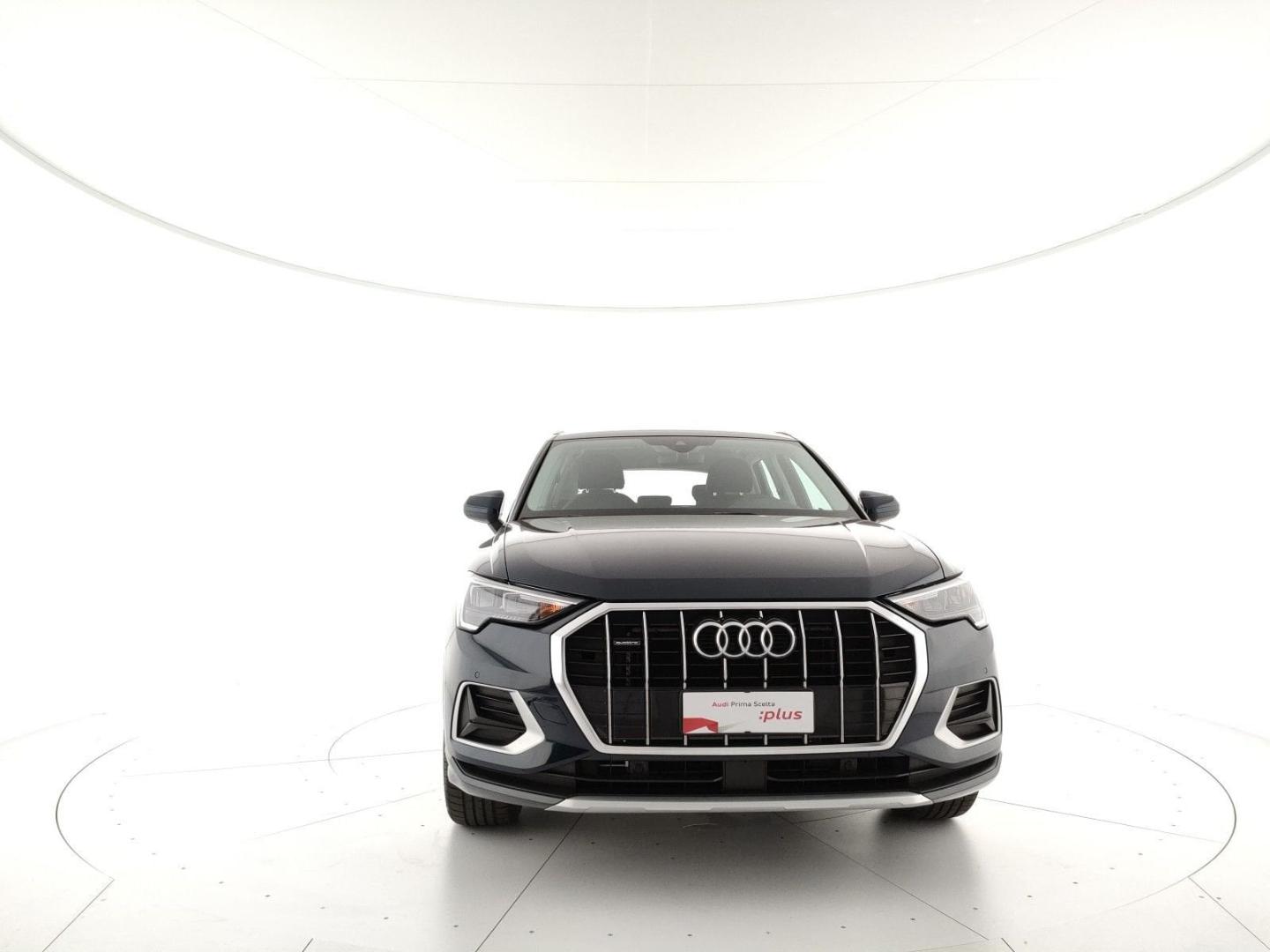 Immagine di Audi Q3 Business Advanced 40 TDI quattro 140 kW (190 PS) S tronic - Vista: for more details contact your dealer