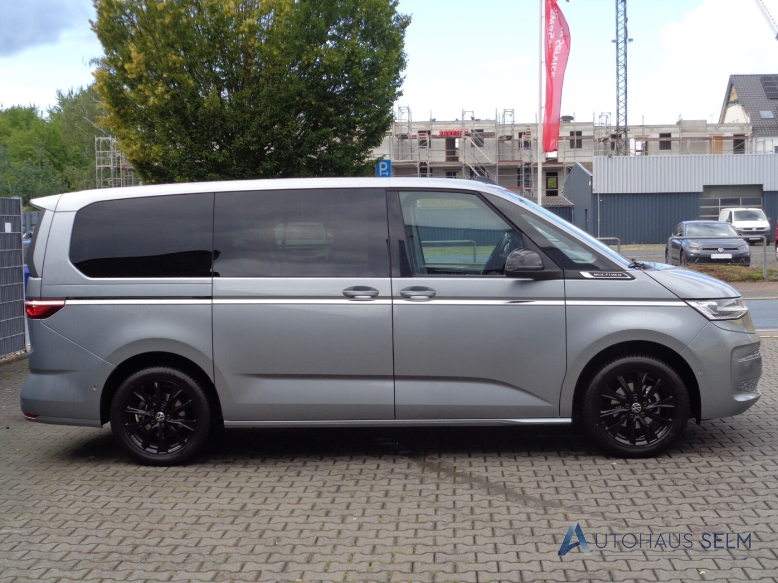 Volkswagen Multivan Langversion – Bild 3