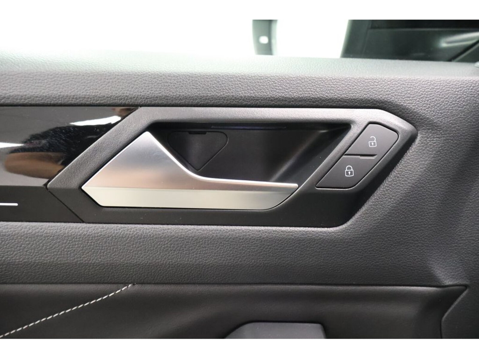 Volkswagen T-Roc – Bild 21
