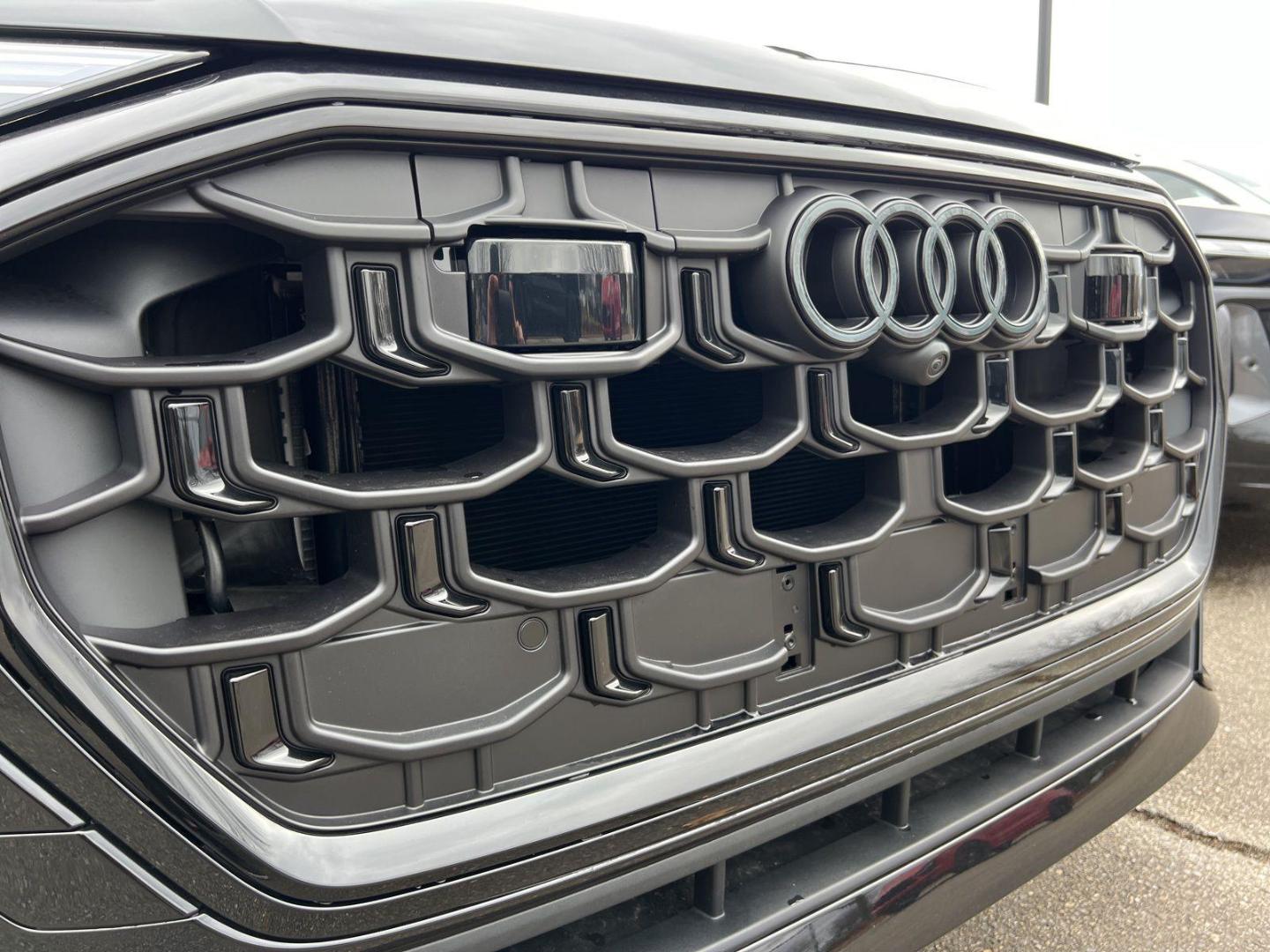 2026 Audi Q8 Premium Plus - Photo 7