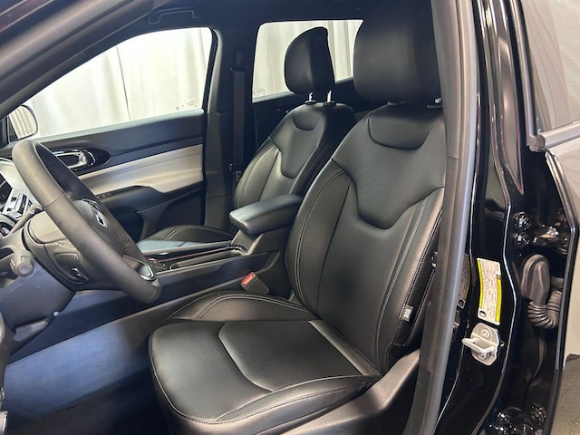 2025 Jeep Compass Limited - Photo 8