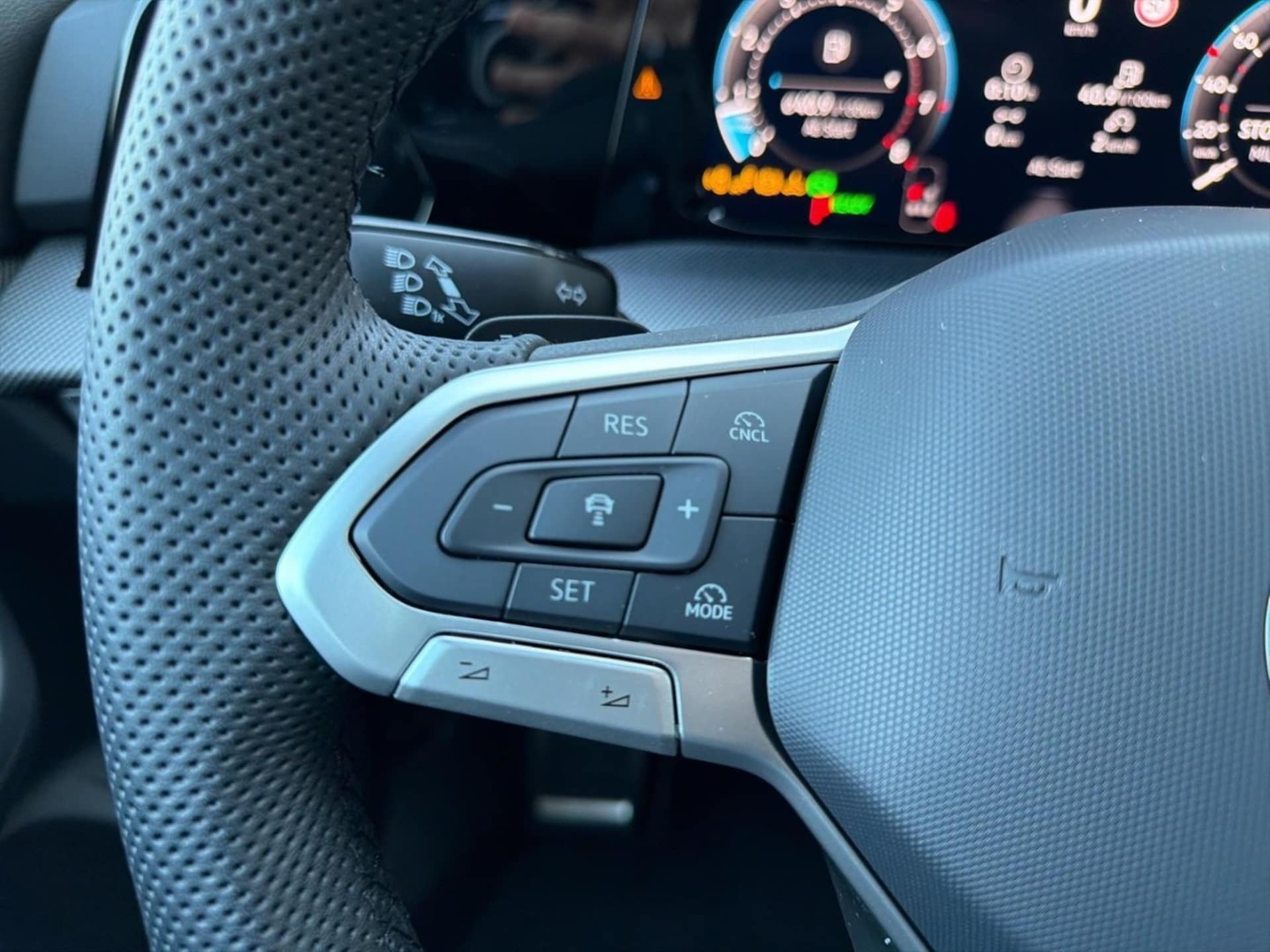 Volkswagen Golf R-Line
