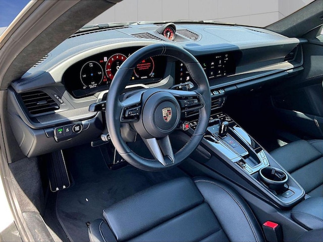 2025 Porsche