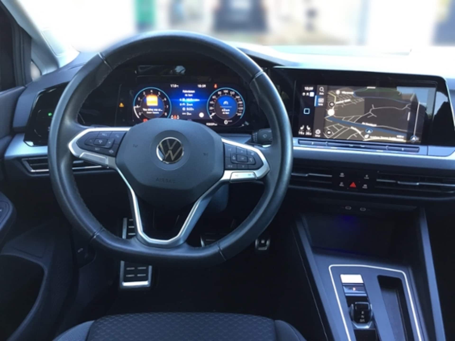 Volkswagen Golf Active