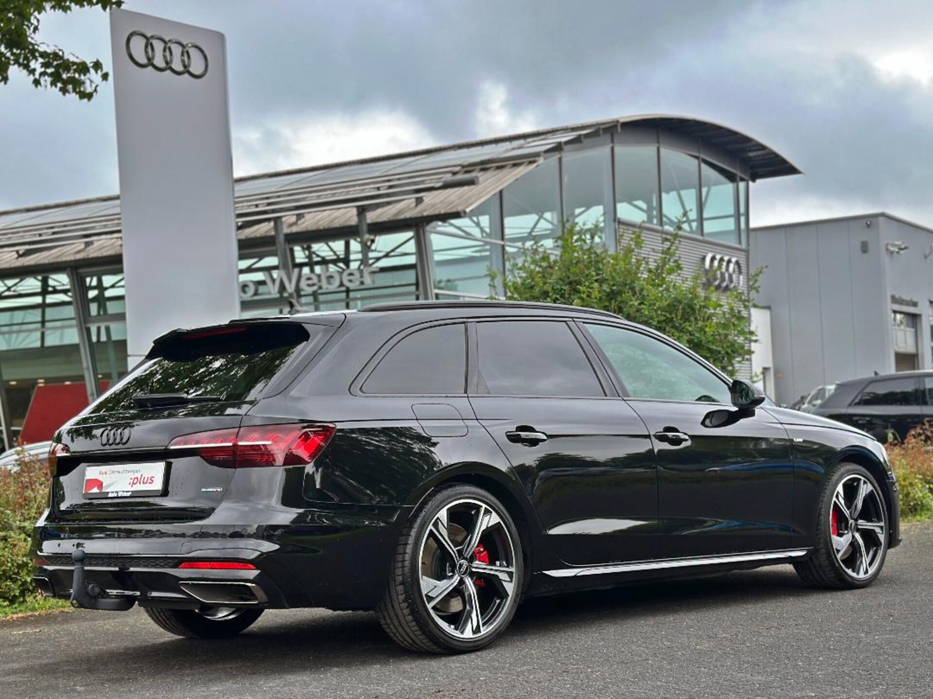 Audi A4 Avant S line