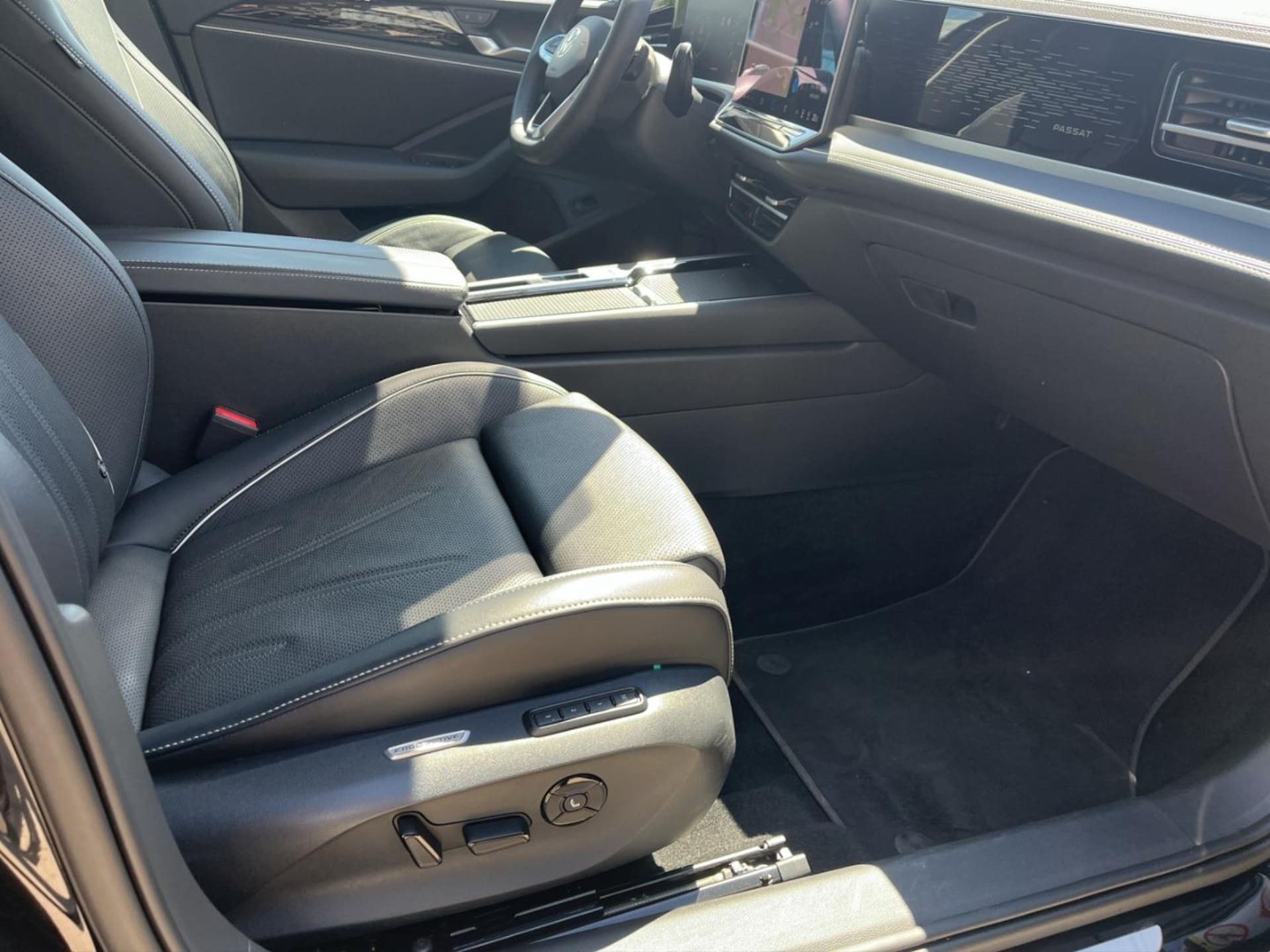 Volkswagen Passat Elegance