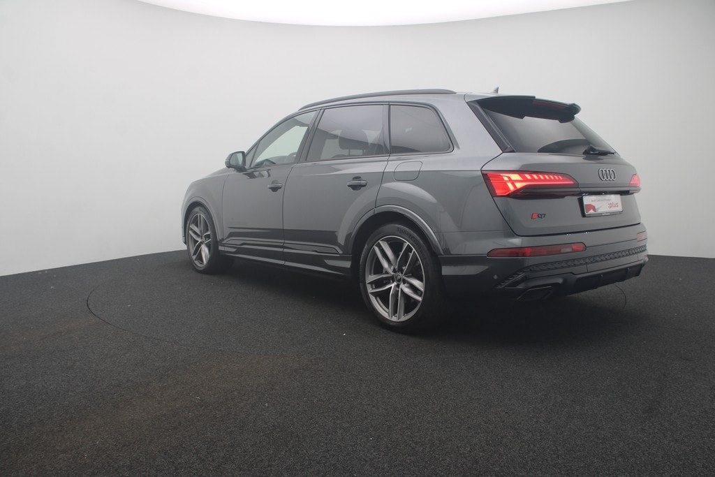 Image about Audi Q7 SUV TFSI e S line 55 TFSI e quattro tiptronic