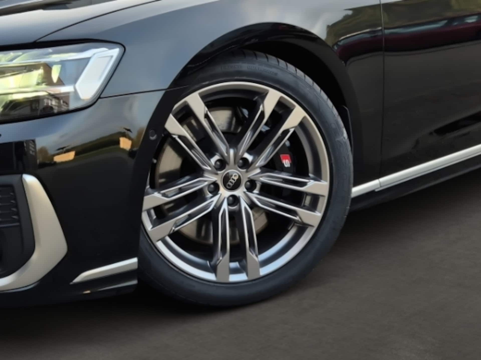 Audi S8