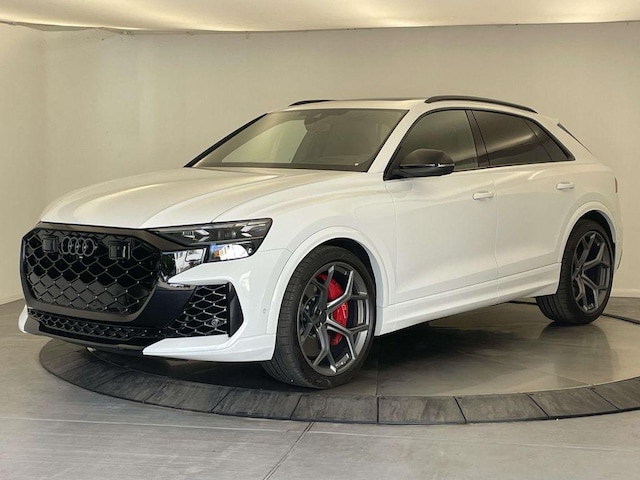 2026 Audi RS Q8 SUV performance