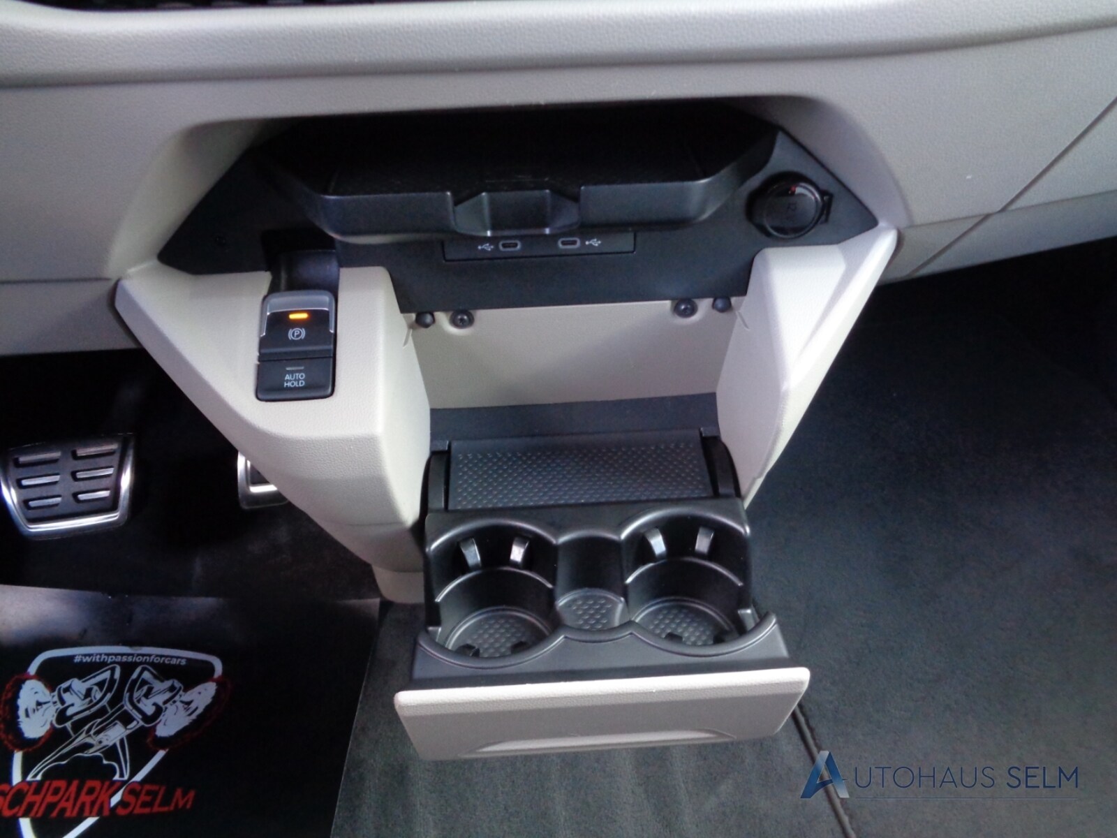 Volkswagen Multivan Langversion – Bild 15