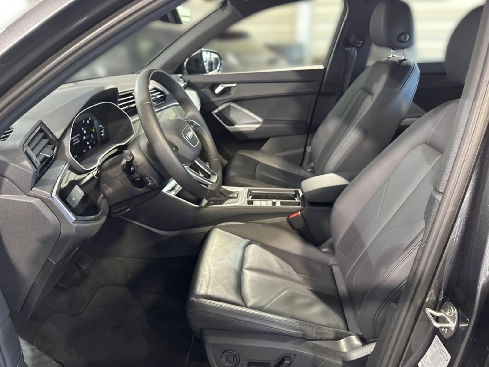 Audi Q3 – Bild 9