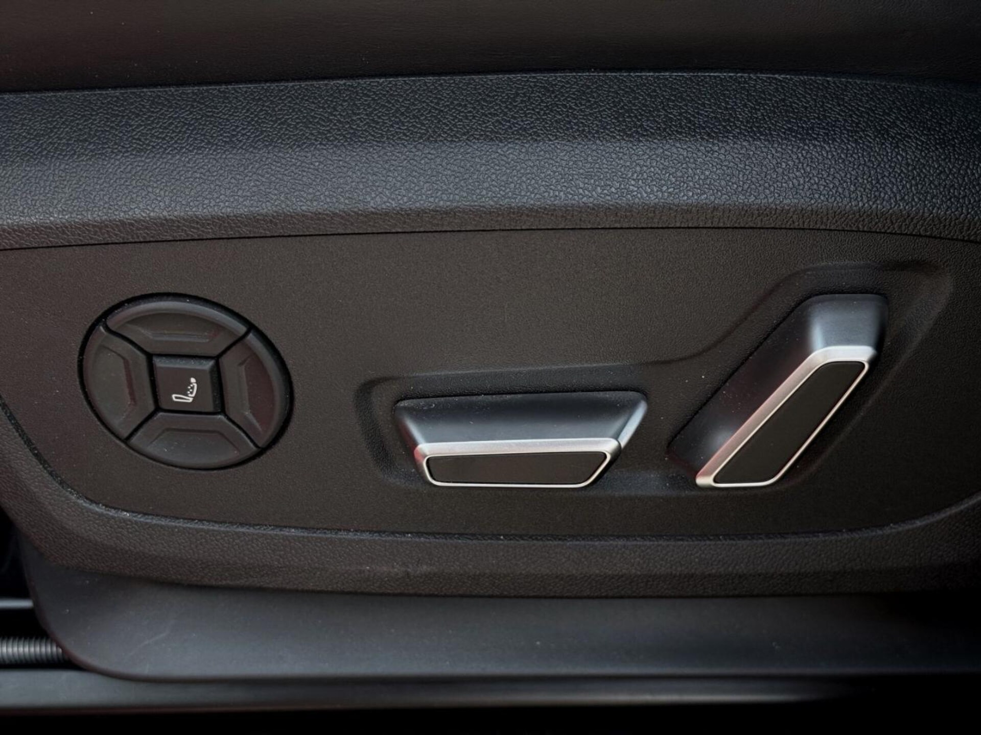 Audi Q6 SUV e-tron