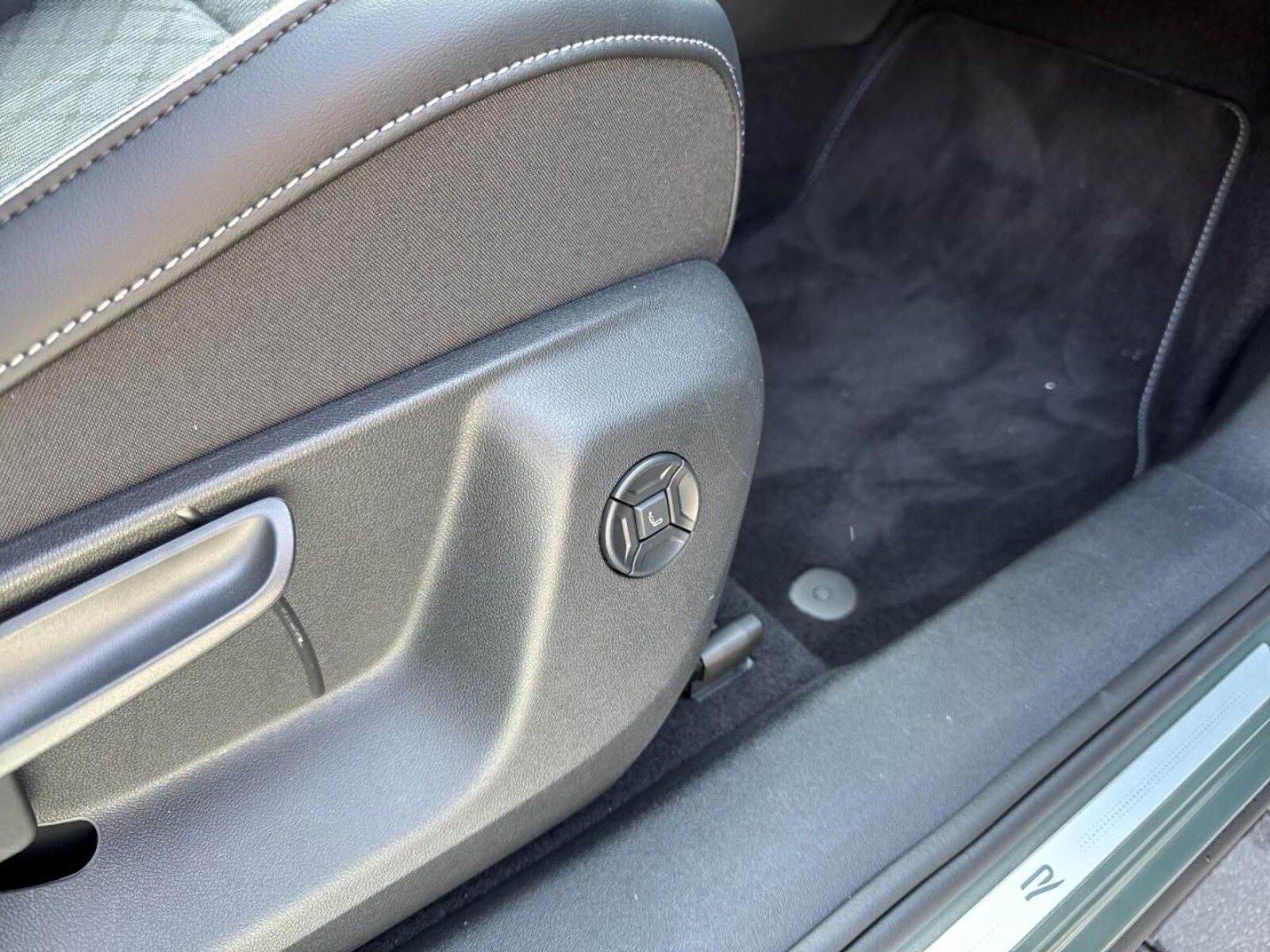 Volkswagen Tiguan – Bild 17