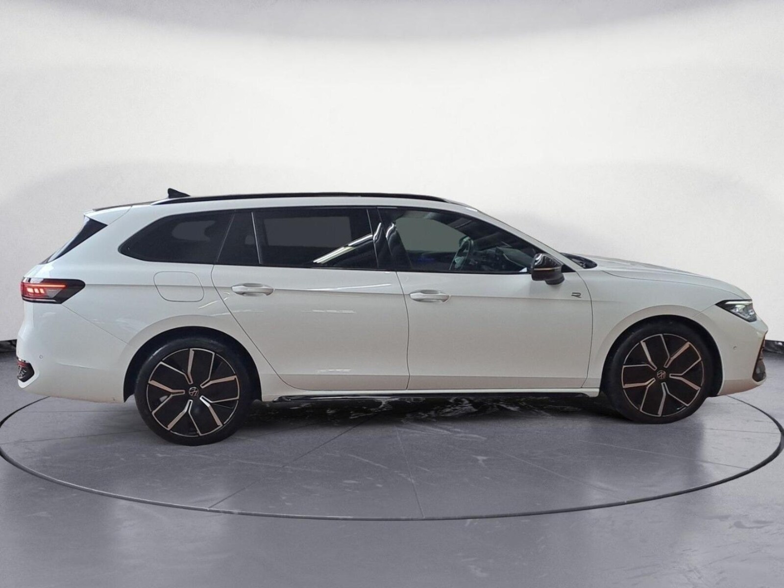 Volkswagen Passat – Bild 6