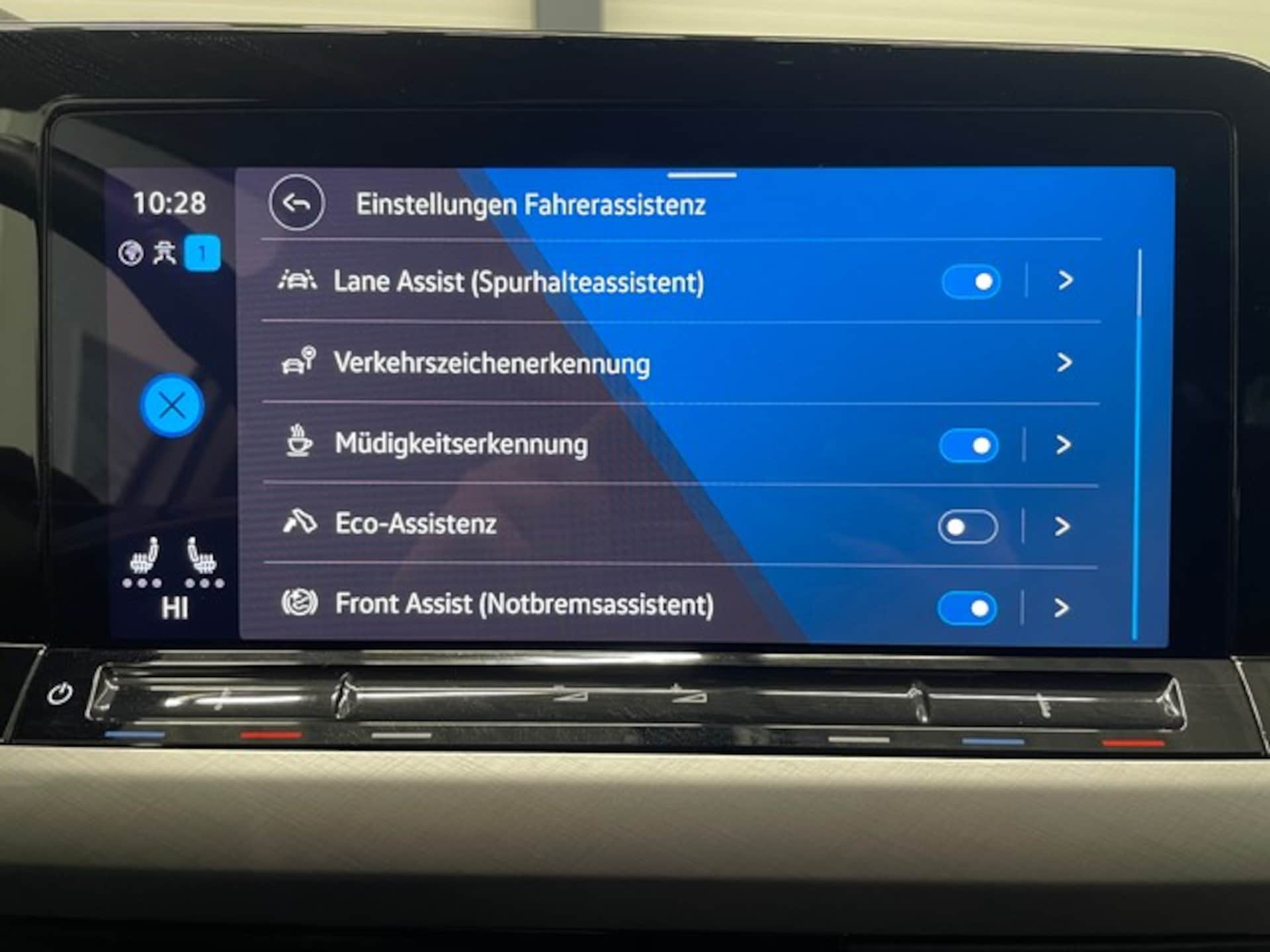 Volkswagen Golf Variant Life