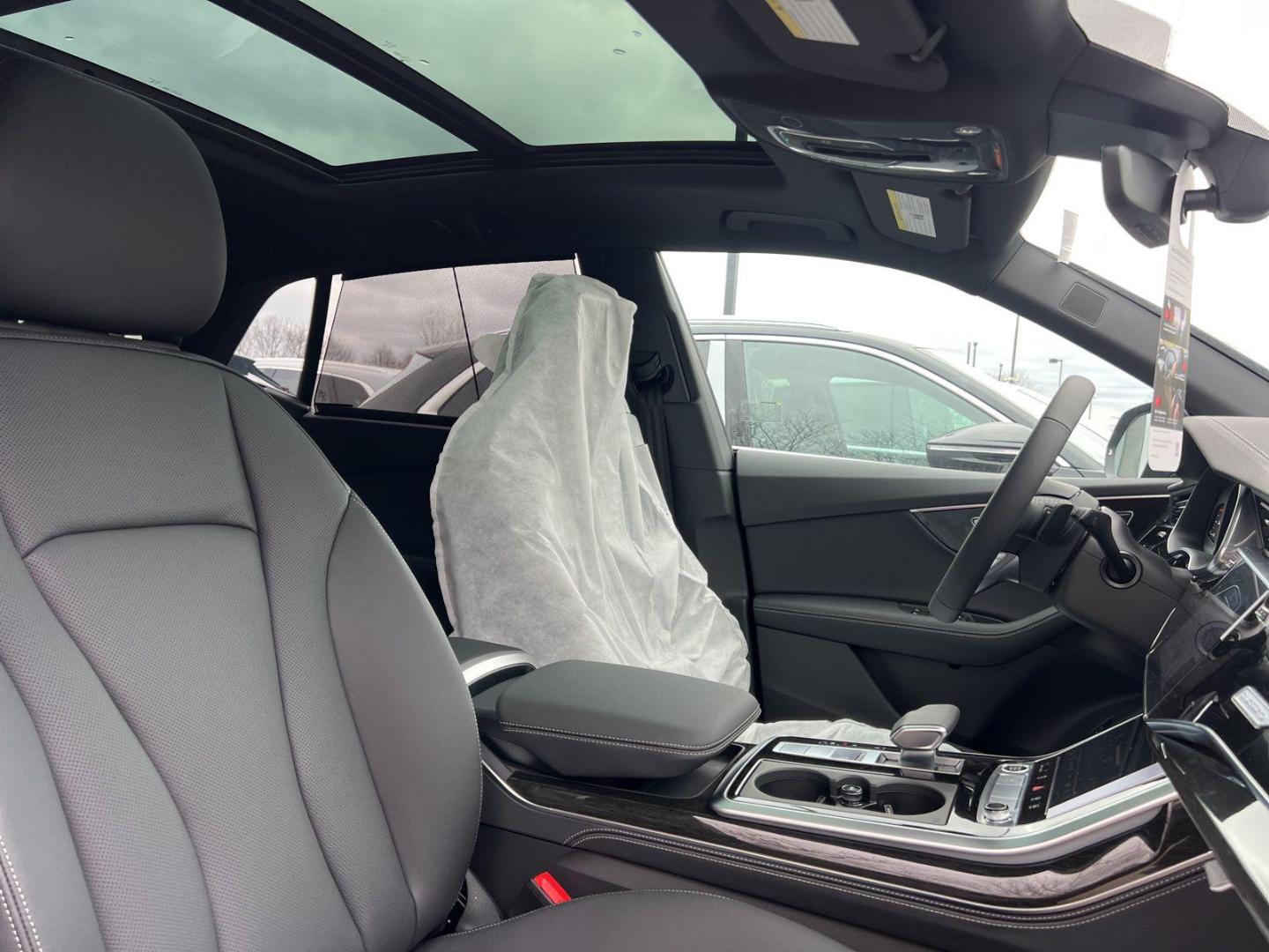 2026 Audi Q8 Premium Plus - Photo 14
