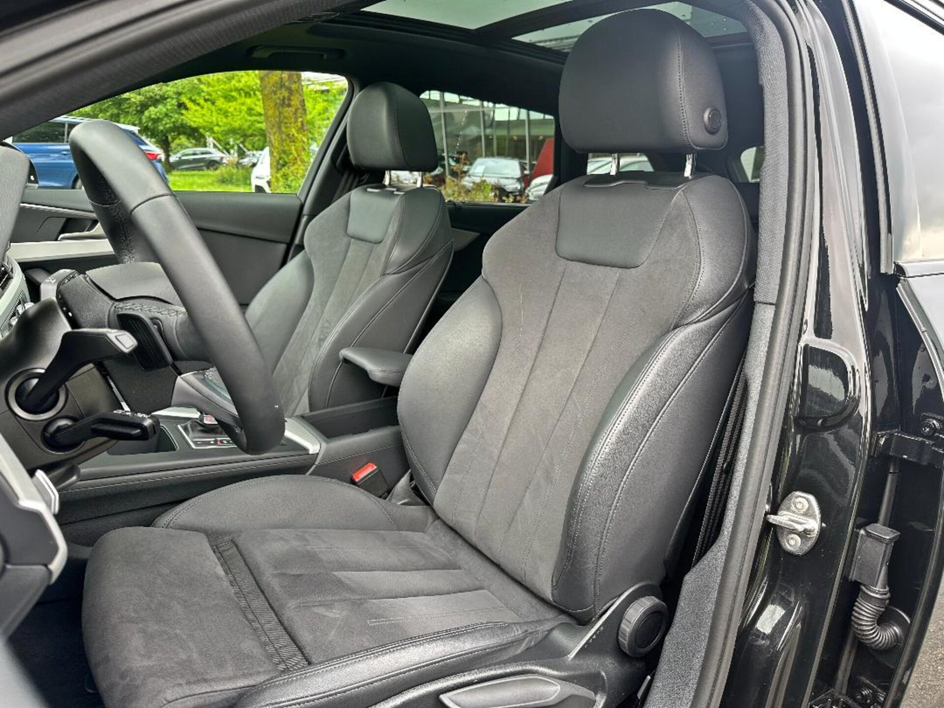 Audi A4 Avant S line