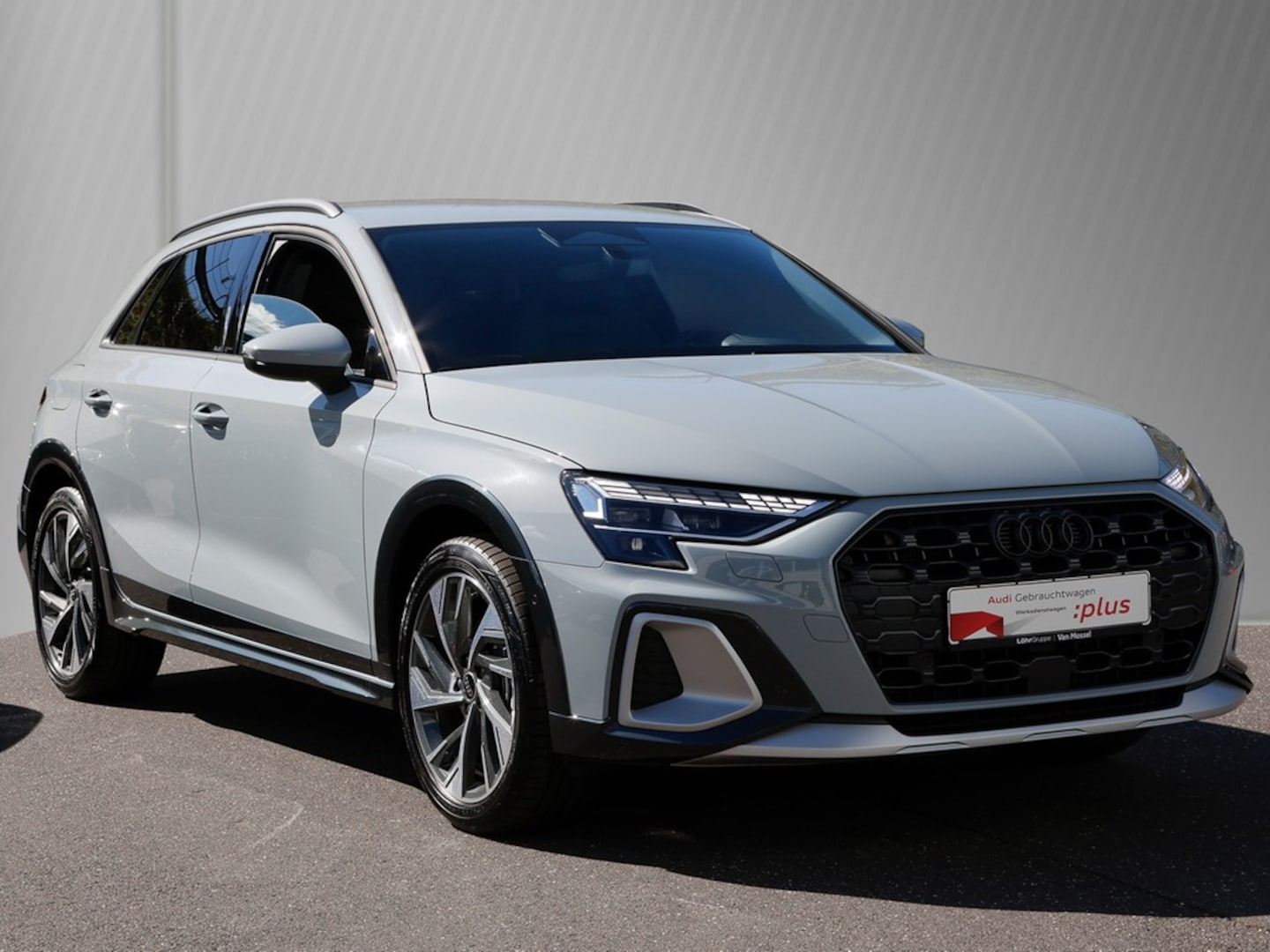 Bild über Audi A3 allstreet TFSI 110 kW S tronic - für weitere Informationen kontaktieren Sie den Audi Partner