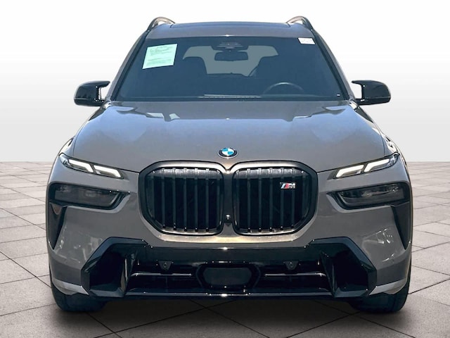2026 BMW X7