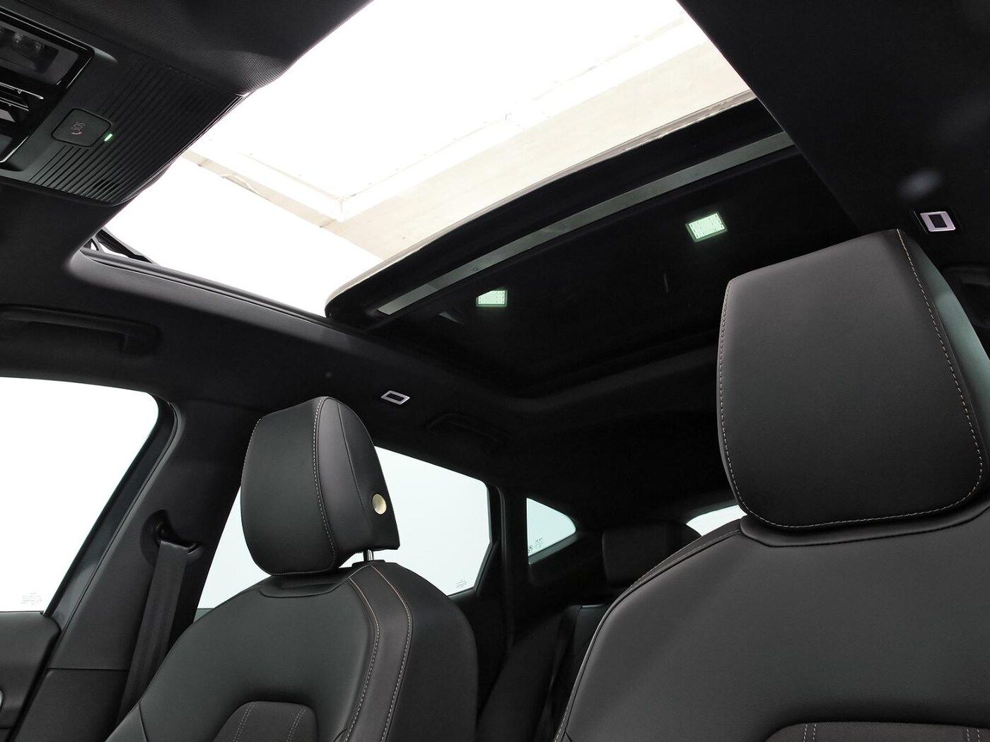 CUPRA Formentor 1.5 eTSI DSG 110 kW (150 CV) — photo 33