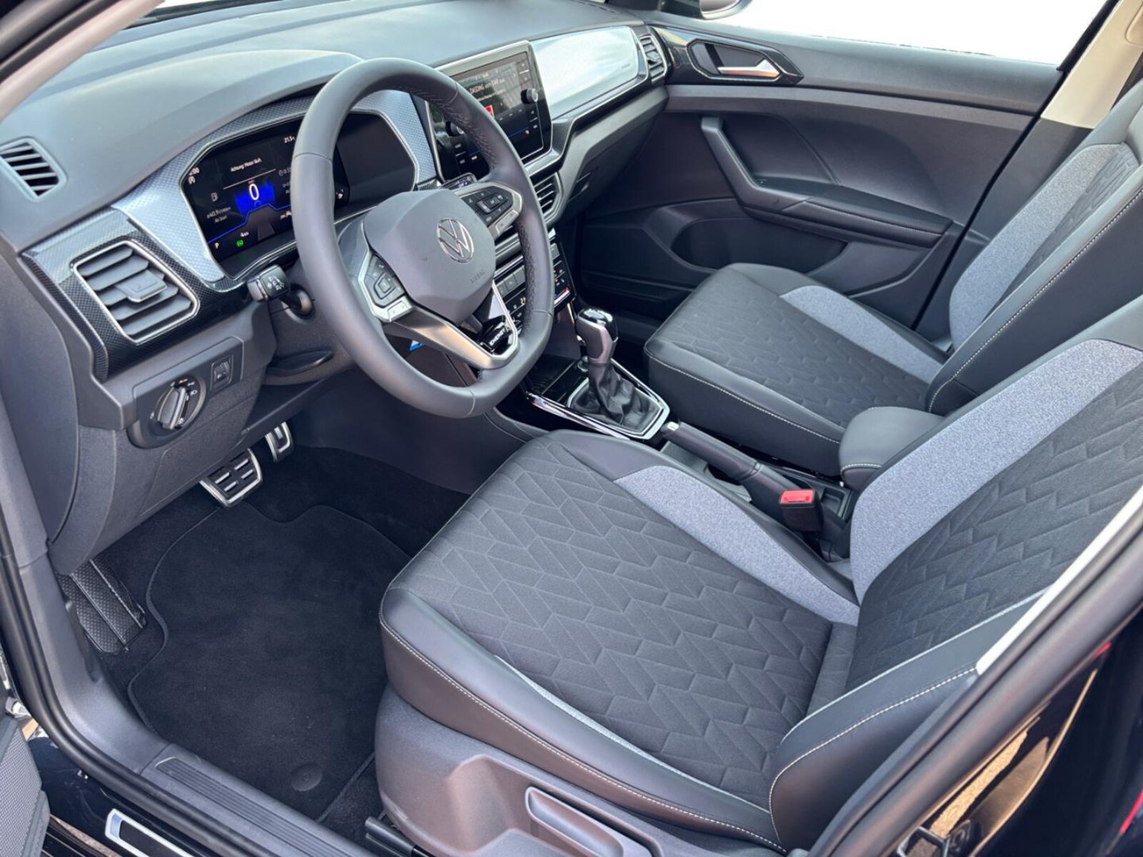 Volkswagen T-Cross – Bild 10