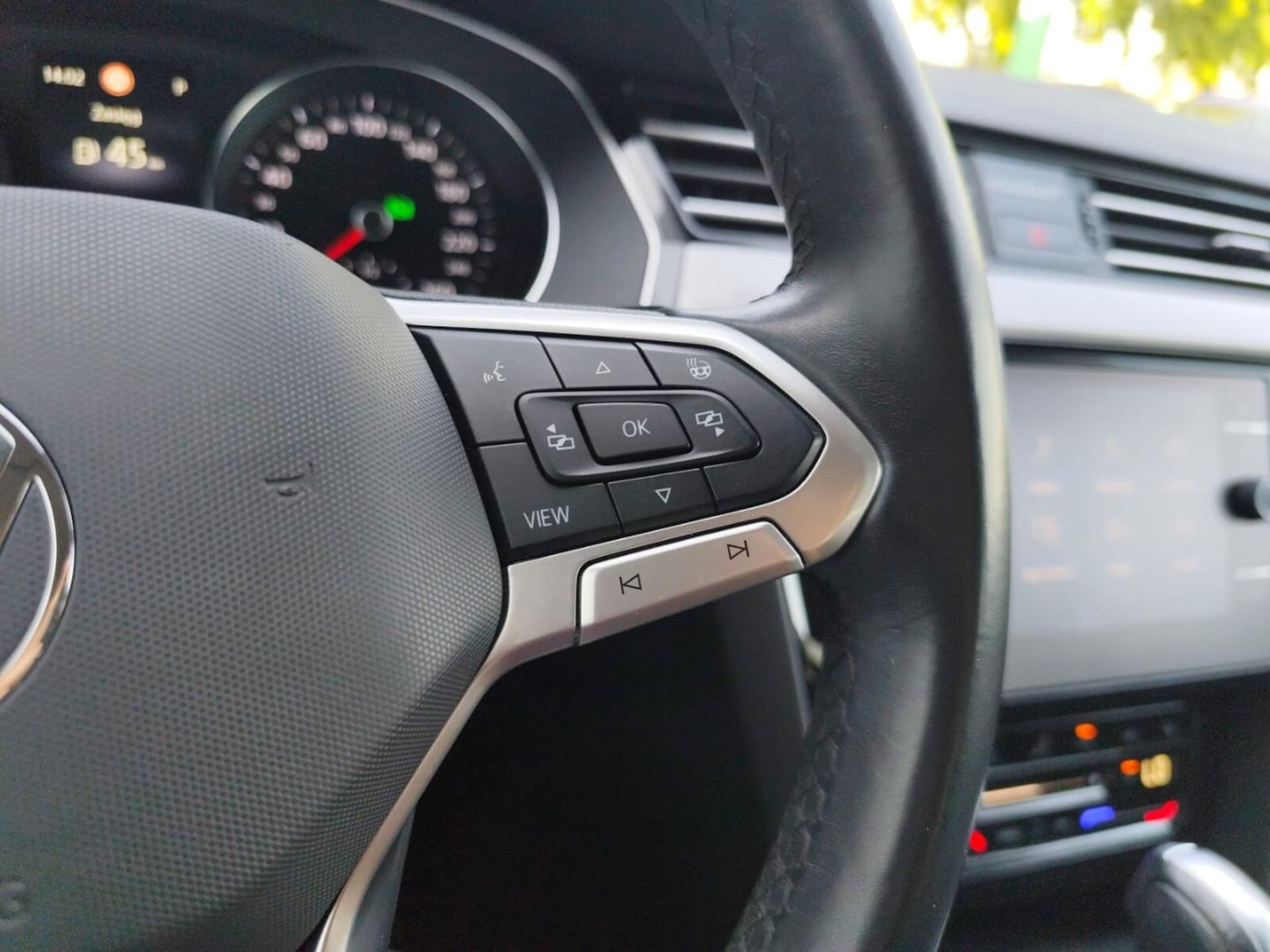 Volkswagen Passat Business