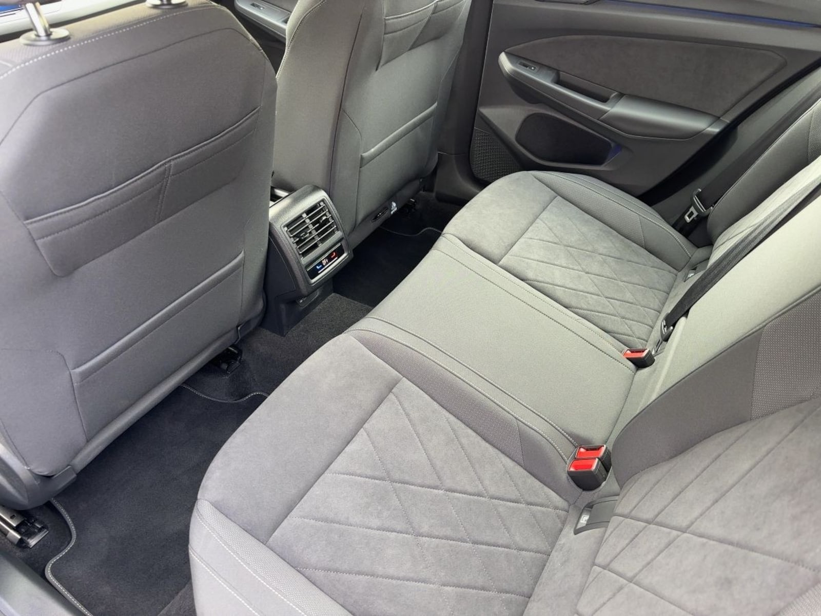 Volkswagen Golf – Bild 8