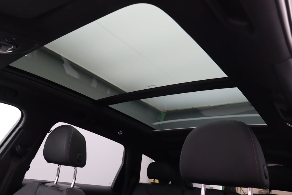 Image about Audi Q7 SUV TFSI e S line 55 TFSI e quattro tiptronic