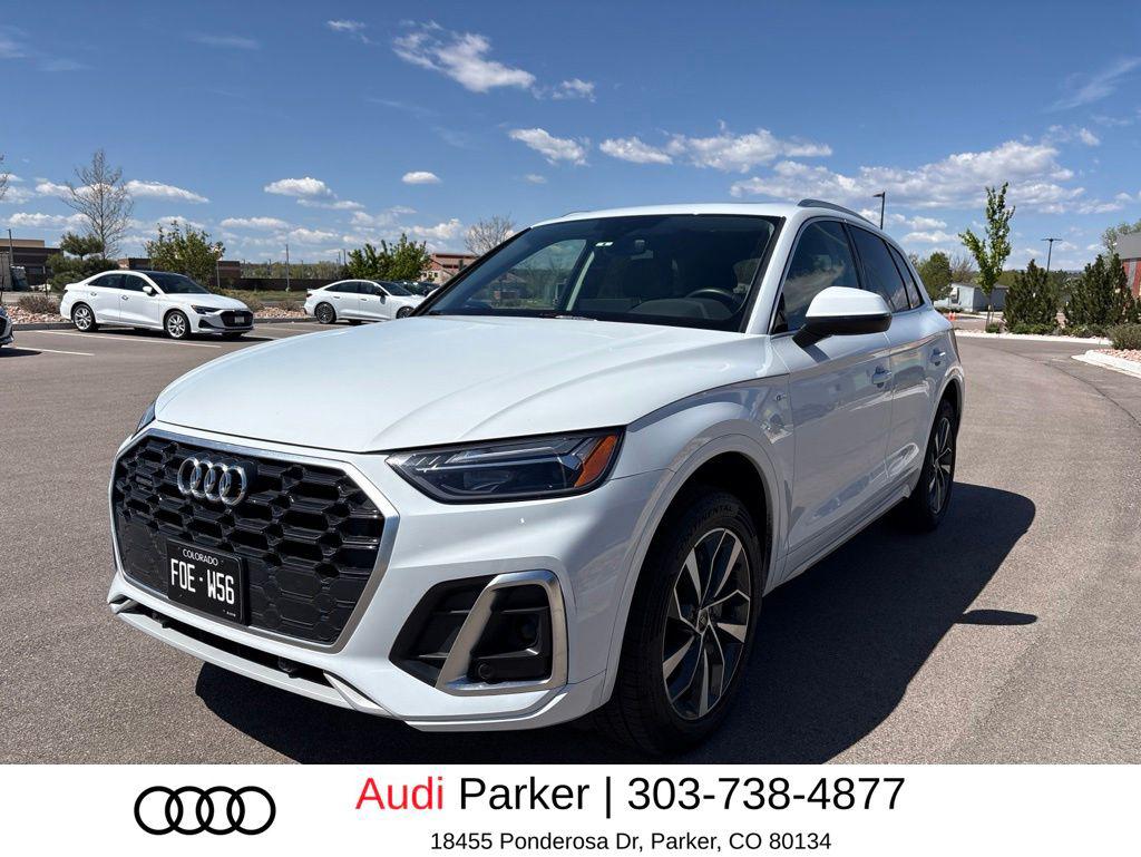 2023 Audi Q5 45 Premium's photo