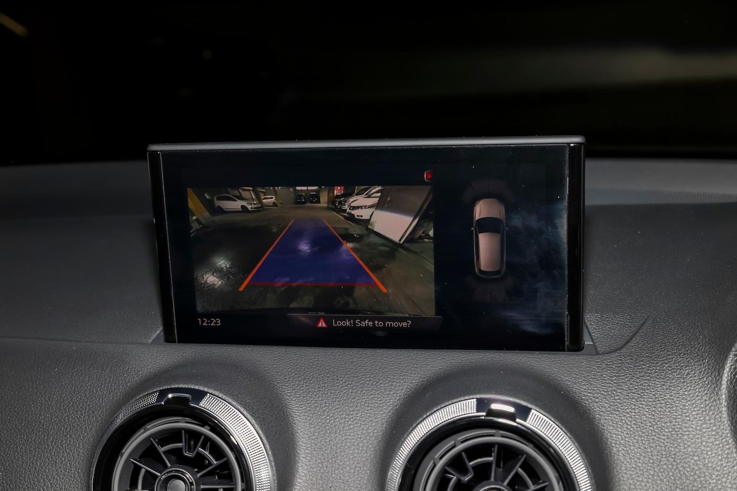 Image about Audi Q2 40 TFSI quattro S tronic