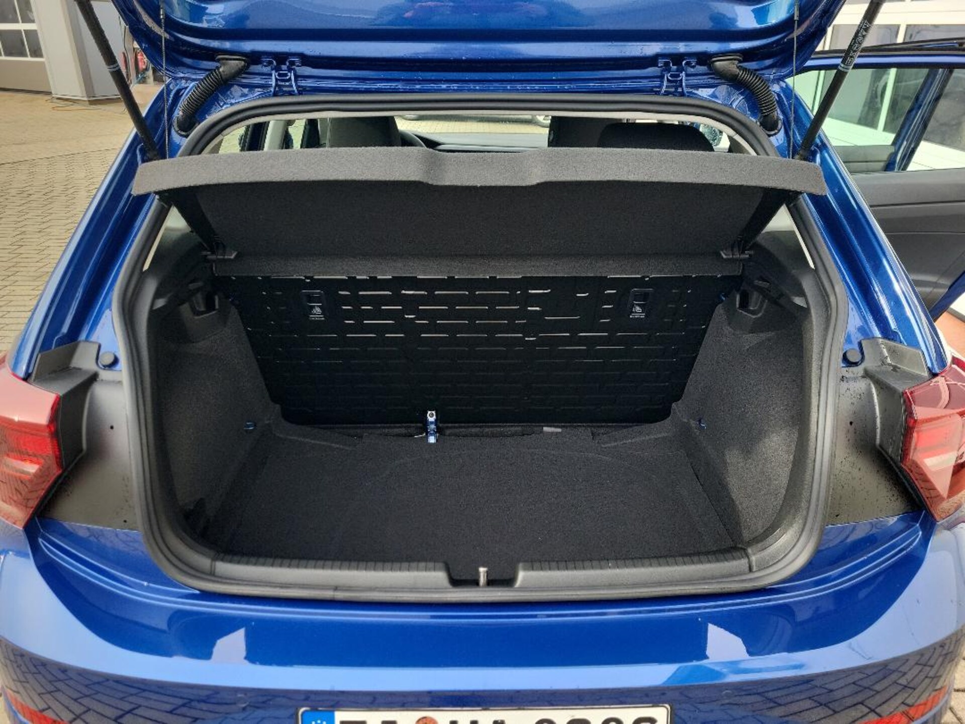 Volkswagen Polo Basis-Modell