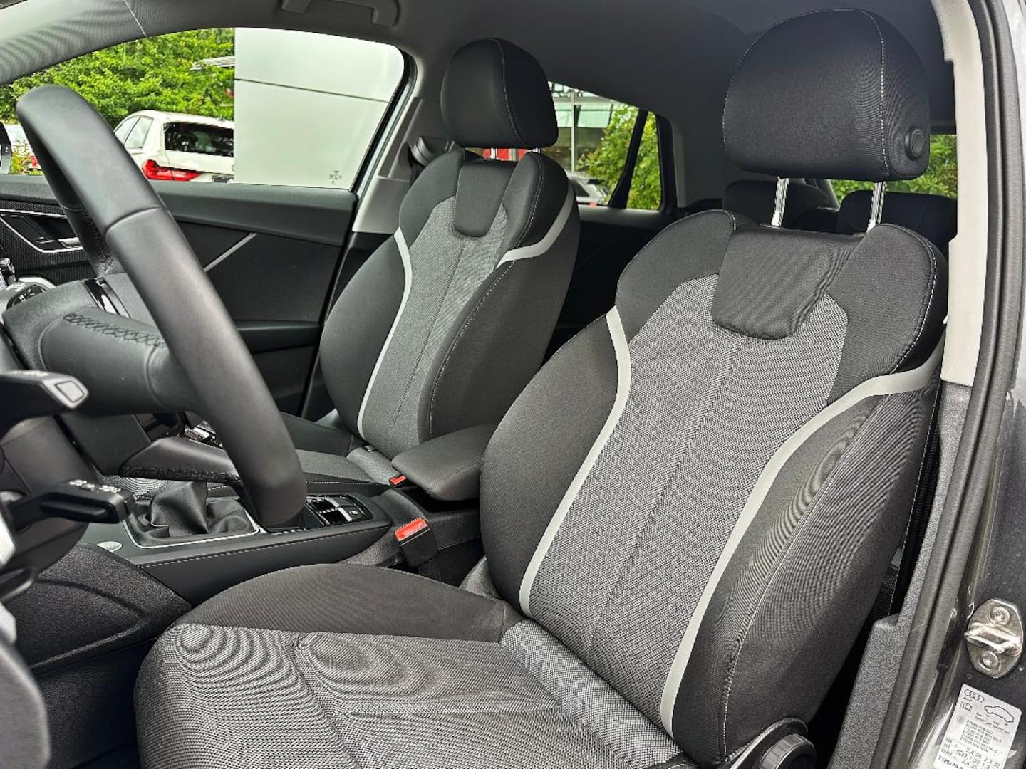 Bild über Audi Q2 S line 30 TFSI Schaltgetriebe - für weitere Informationen kontaktieren Sie den Audi Partner