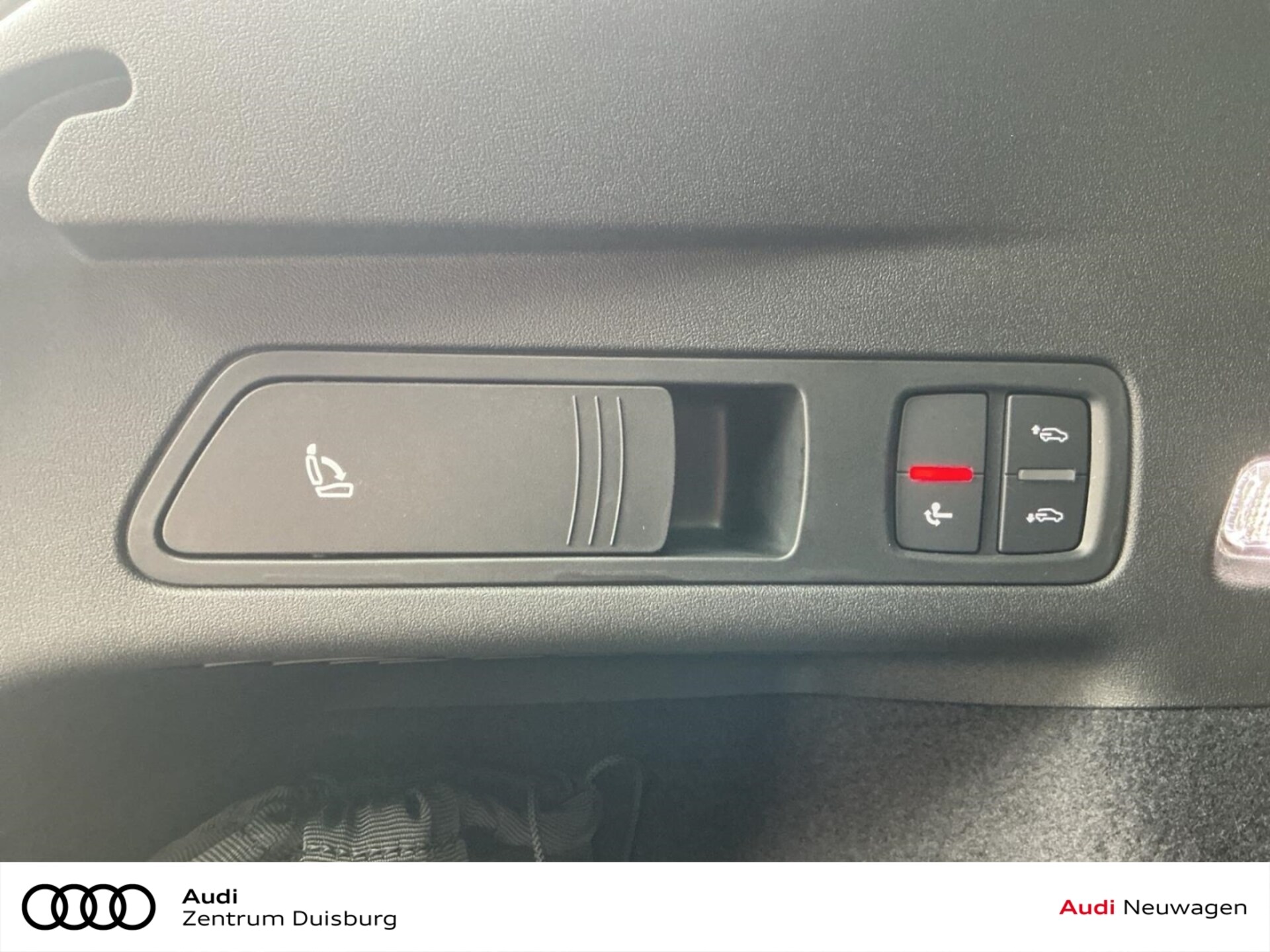 Audi Q6 SUV e-tron
